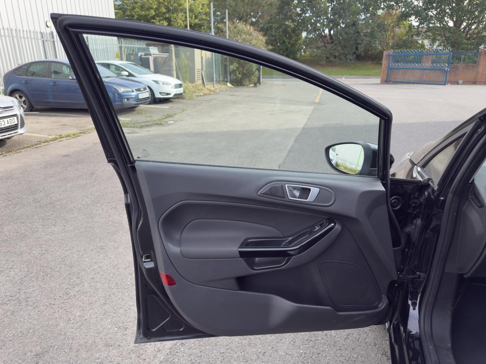 Ford Fiesta 1.0T EcoBoost Titanium Hatchback 5dr Petrol Manual Euro 6 (s/s) (100 ps)