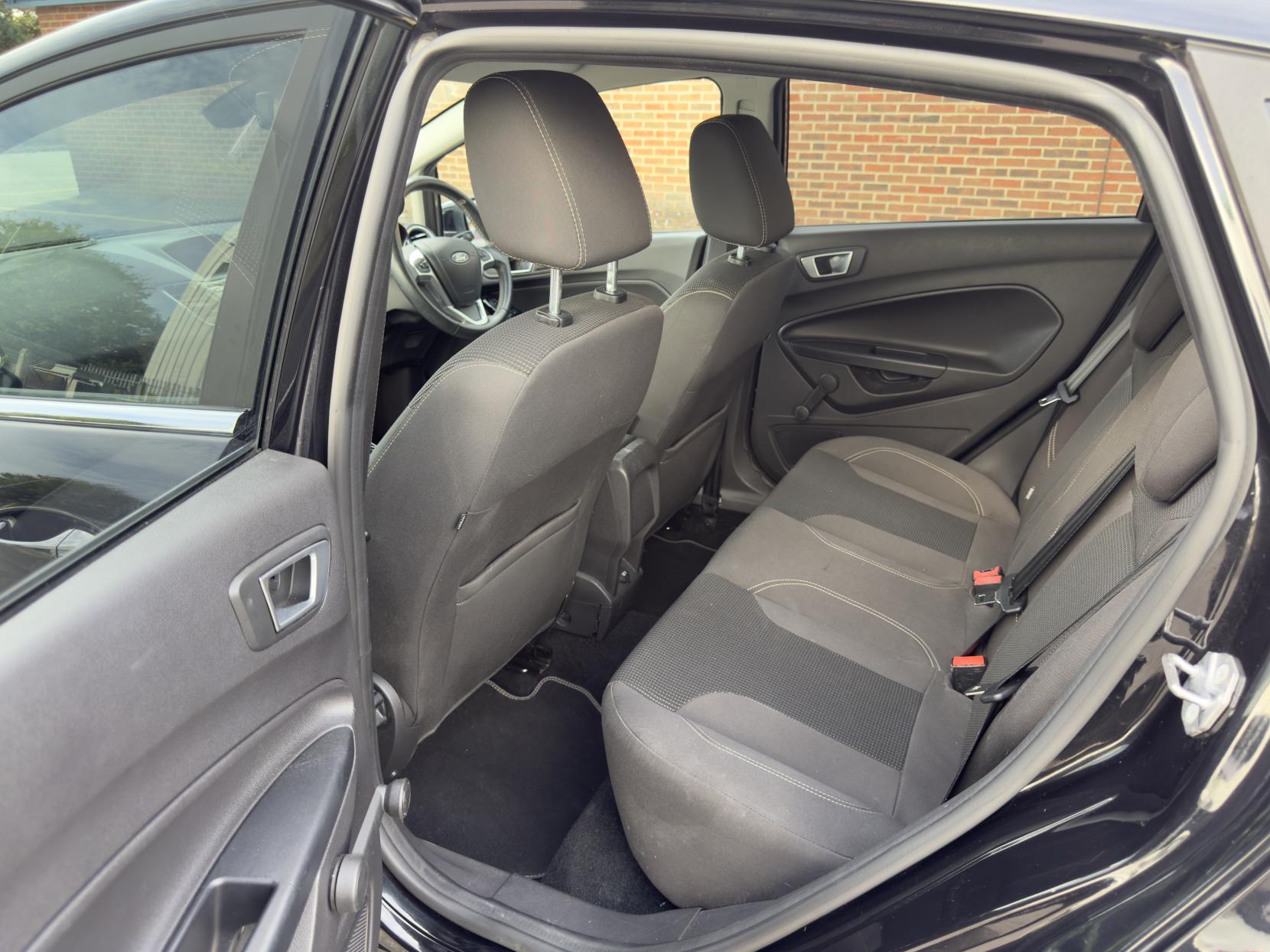 Ford Fiesta 1.0T EcoBoost Titanium Hatchback 5dr Petrol Manual Euro 6 (s/s) (100 ps)