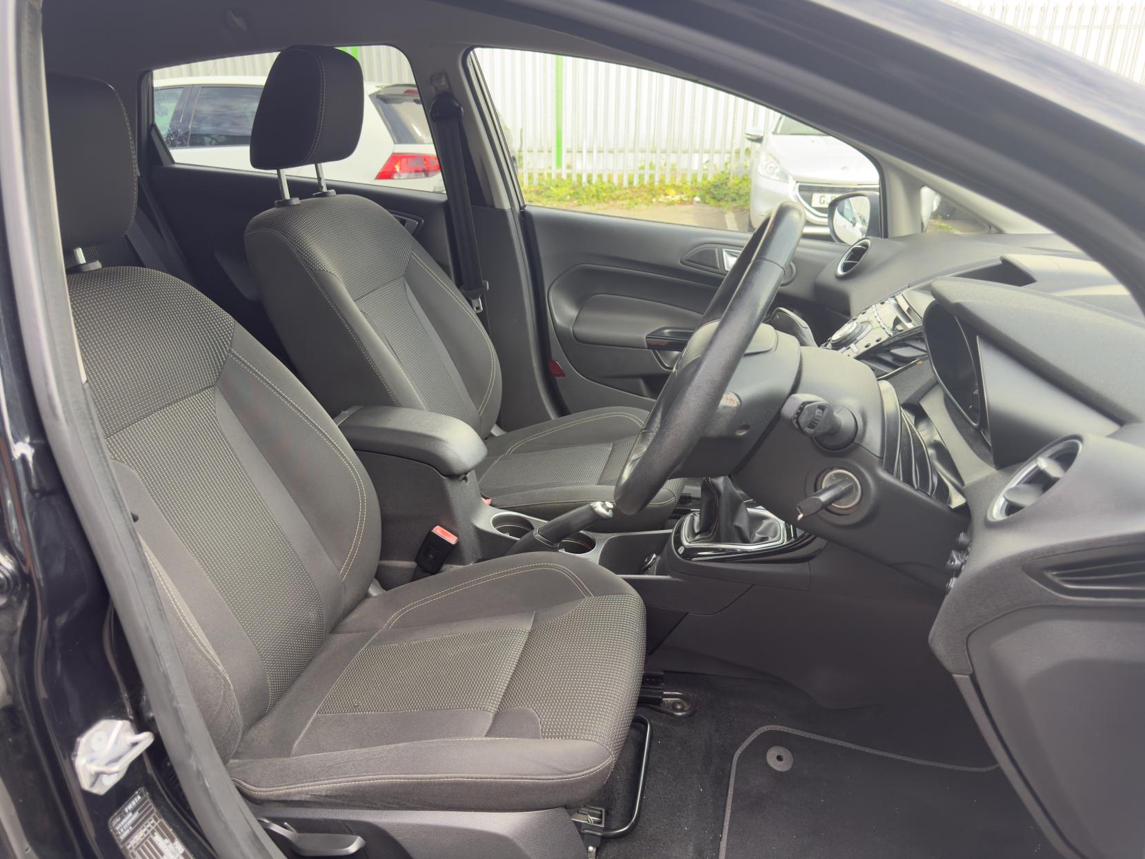 Ford Fiesta 1.0T EcoBoost Titanium Hatchback 5dr Petrol Manual Euro 6 (s/s) (100 ps)