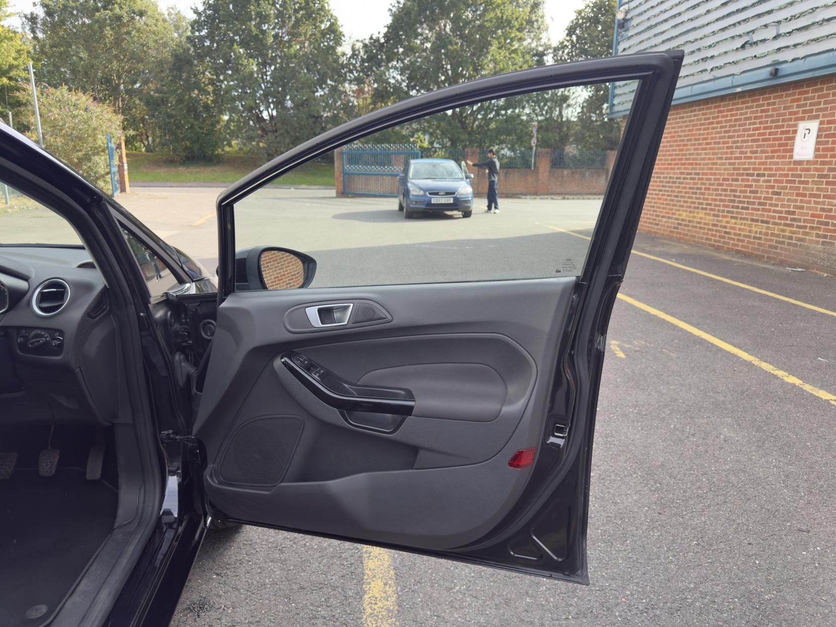 Ford Fiesta 1.0T EcoBoost Titanium Hatchback 5dr Petrol Manual Euro 6 (s/s) (100 ps)
