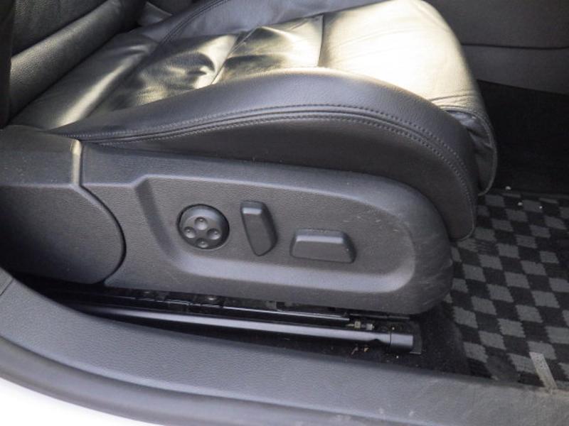 Volkswagen Golf 2.0 TSI GTI (Leather) Hatchback 5dr Petrol DSG Euro 5 (210 ps)