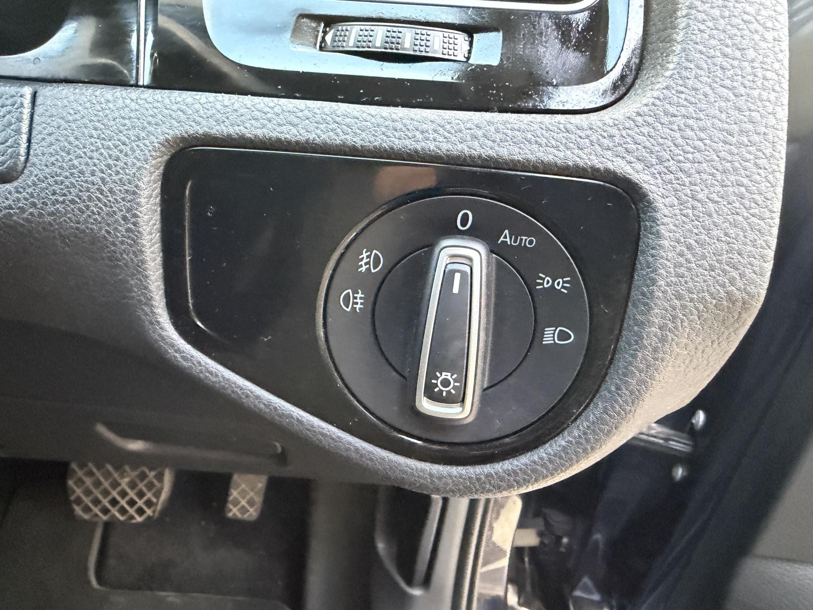 Volkswagen Golf 1.4 TSI BlueMotion Tech Match Hatchback 5dr Petrol DSG Euro 5 (s/s) (122 ps)