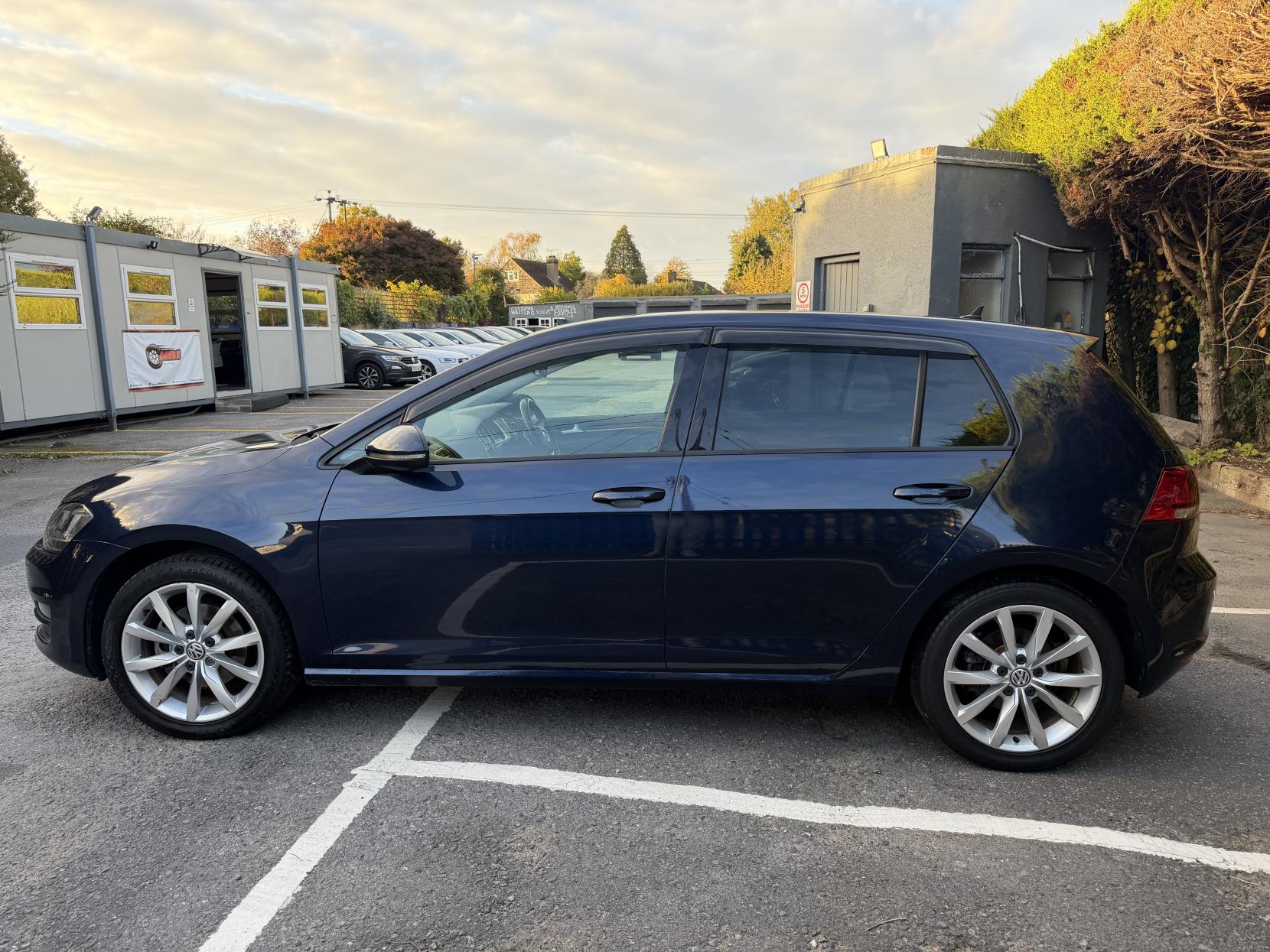 Volkswagen Golf 1.4 TSI BlueMotion Tech Match Hatchback 5dr Petrol DSG Euro 5 (s/s) (122 ps)