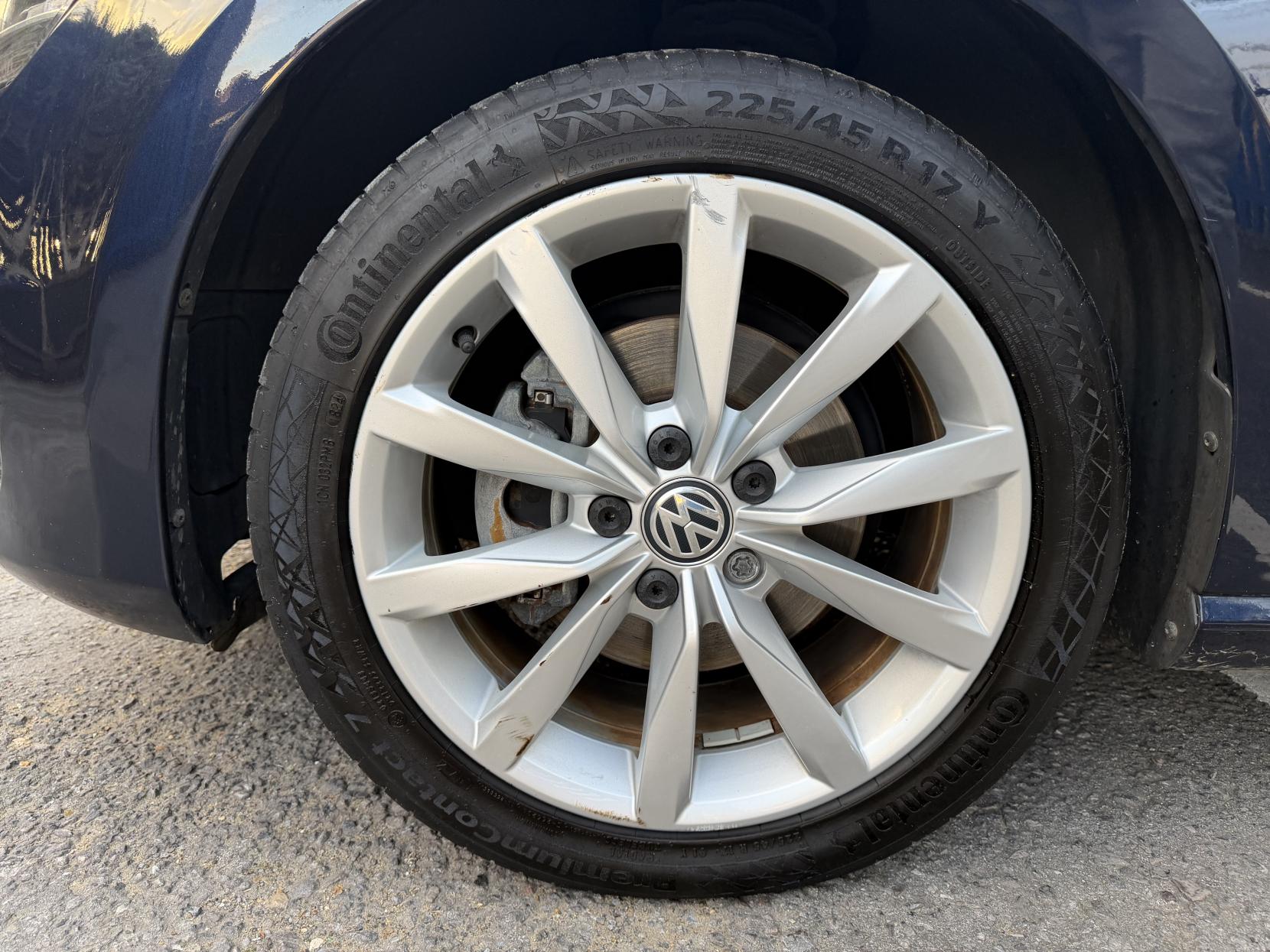 Volkswagen Golf 1.4 TSI BlueMotion Tech Match Hatchback 5dr Petrol DSG Euro 5 (s/s) (122 ps)