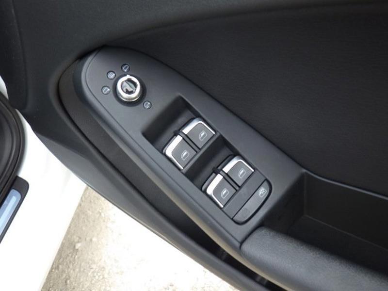 Audi A4 Avant 2.0 TFSI SE Estate 5dr Petrol Multitronic Euro 5 (s/s) (211 ps)