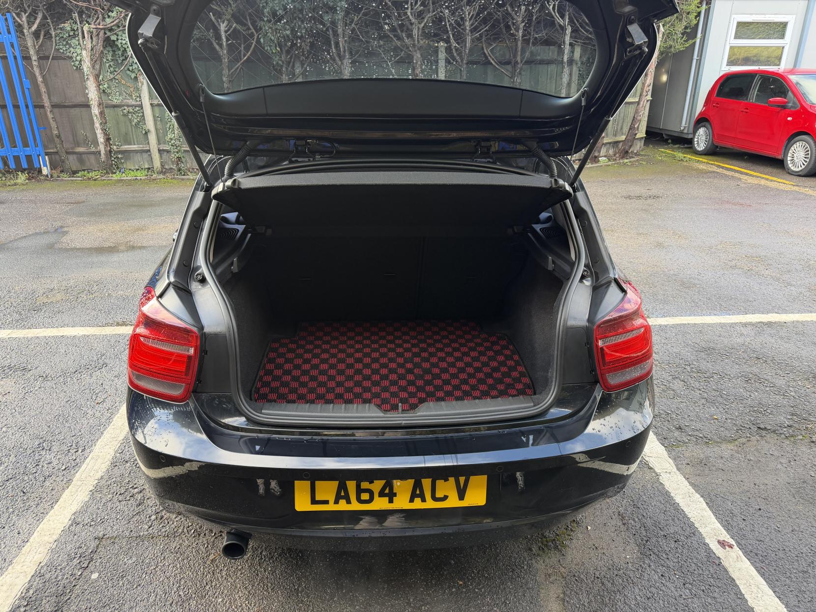 BMW 1 Series 1.6 116i Urban Hatchback 5dr Petrol Auto Euro 6 (s/s) (136 ps)