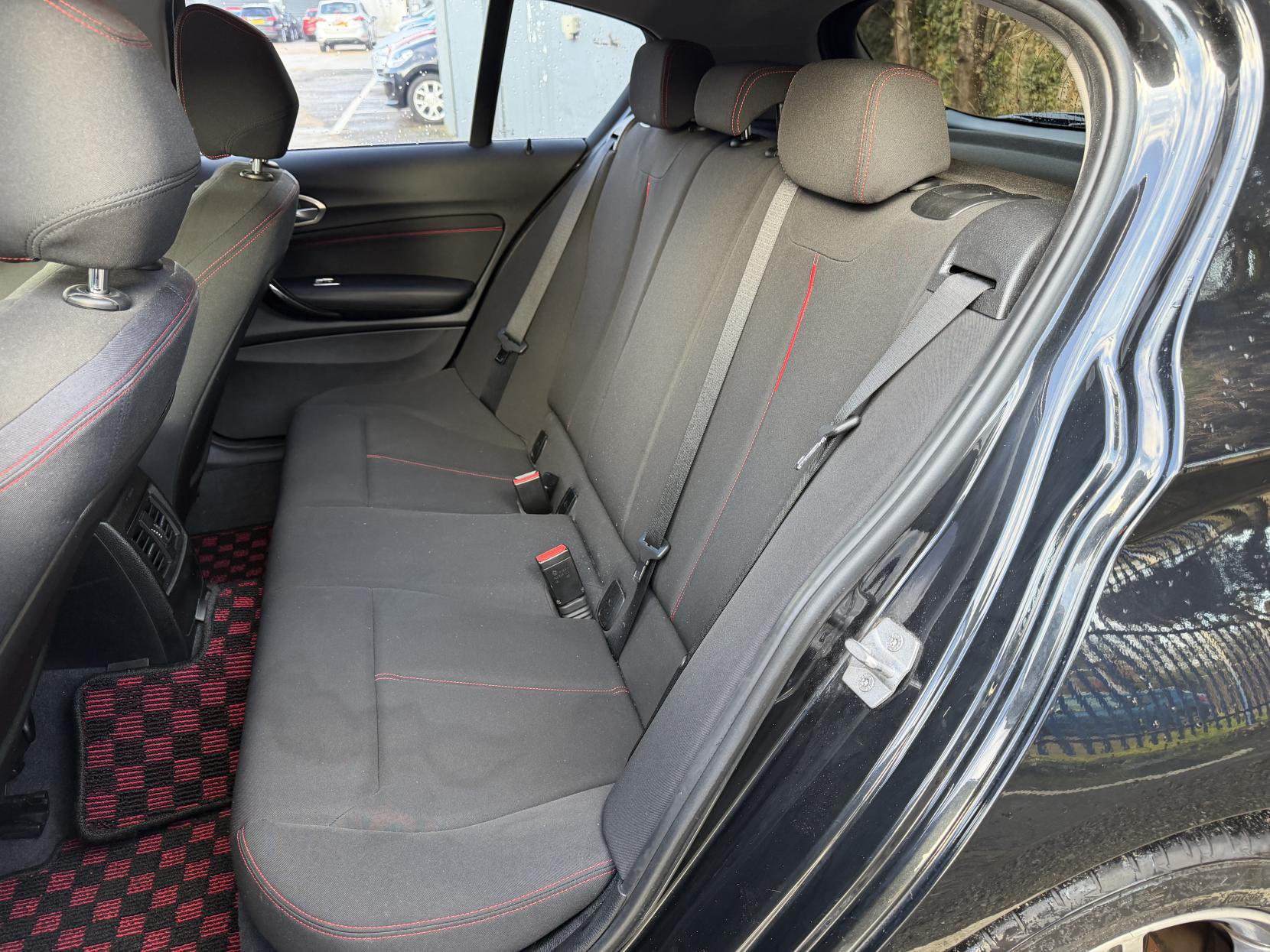 BMW 1 Series 1.6 116i Urban Hatchback 5dr Petrol Auto Euro 6 (s/s) (136 ps)