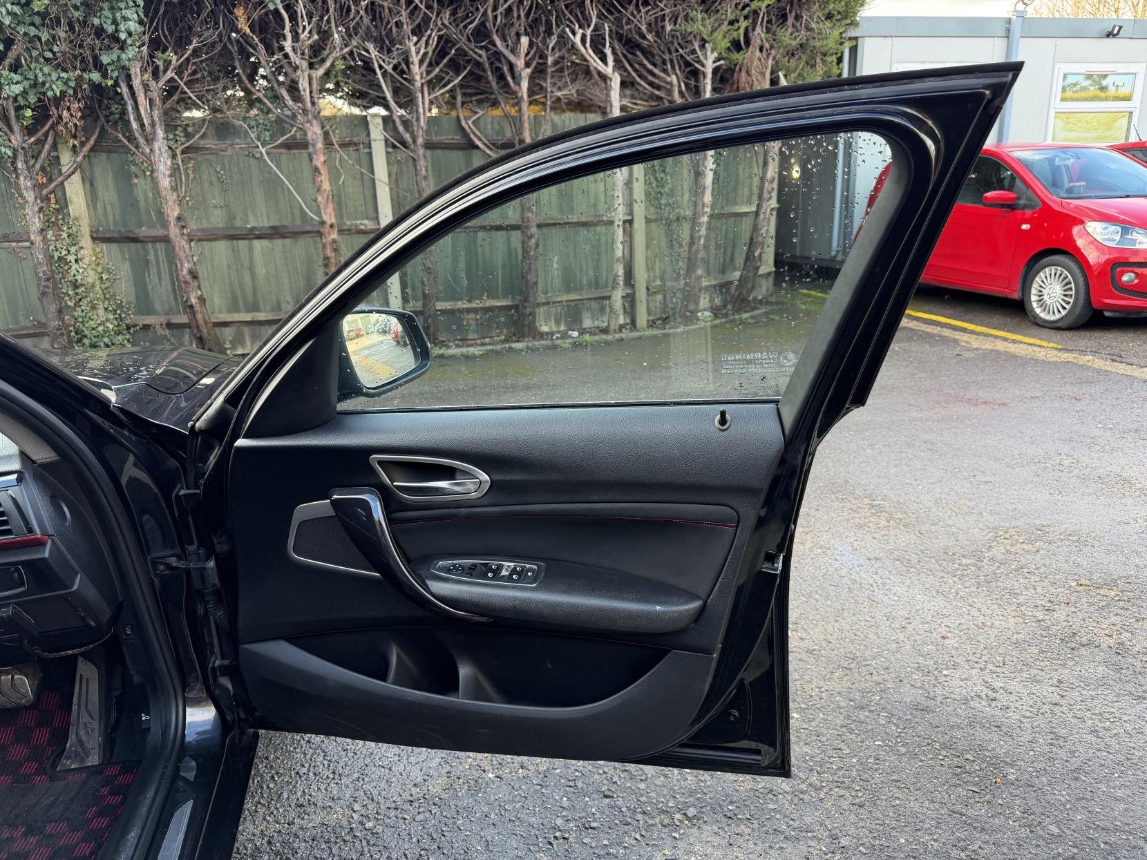 BMW 1 Series 1.6 116i Urban Hatchback 5dr Petrol Auto Euro 6 (s/s) (136 ps)