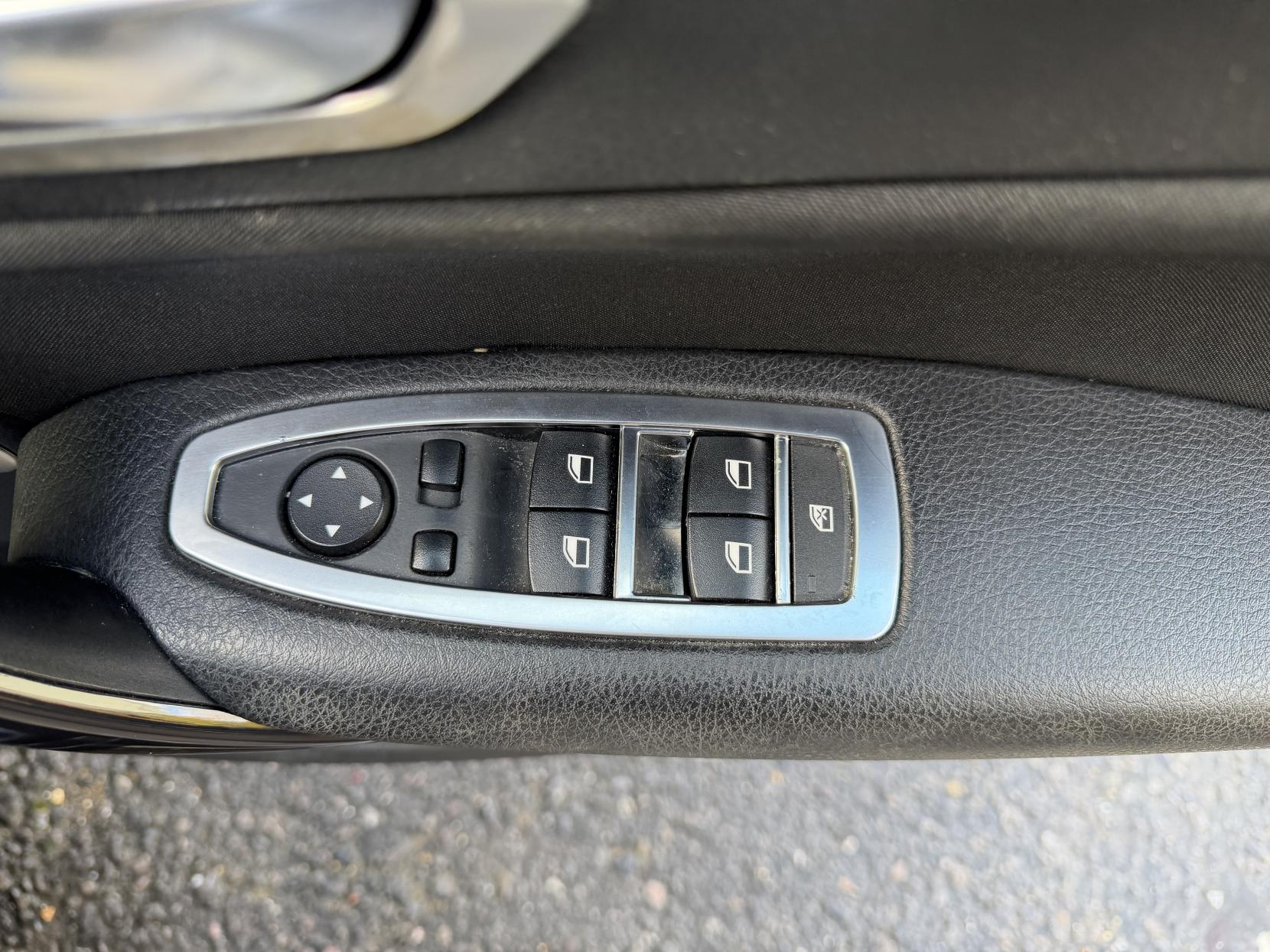 BMW 1 Series 1.6 116i Urban Hatchback 5dr Petrol Auto Euro 6 (s/s) (136 ps)