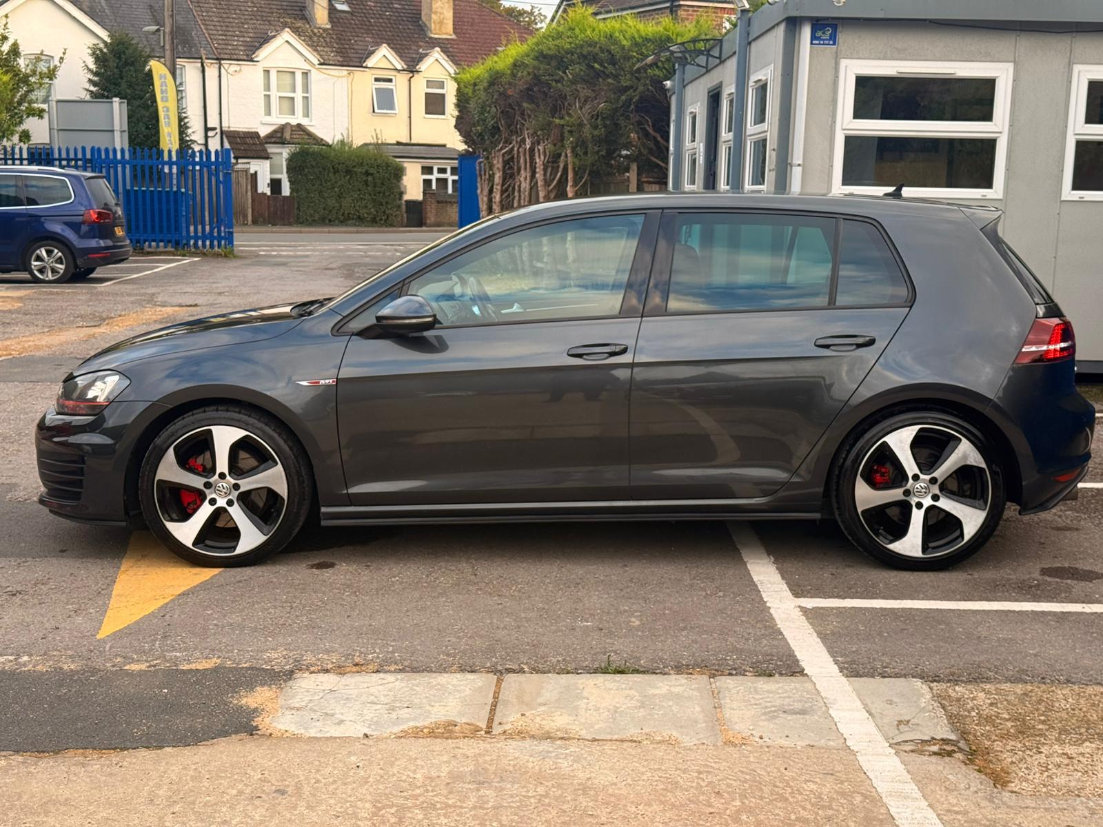 Volkswagen Golf 2.0 TSI BlueMotion Tech GTI Hatchback 5dr Petrol DSG Euro 6 (s/s) (220 ps)