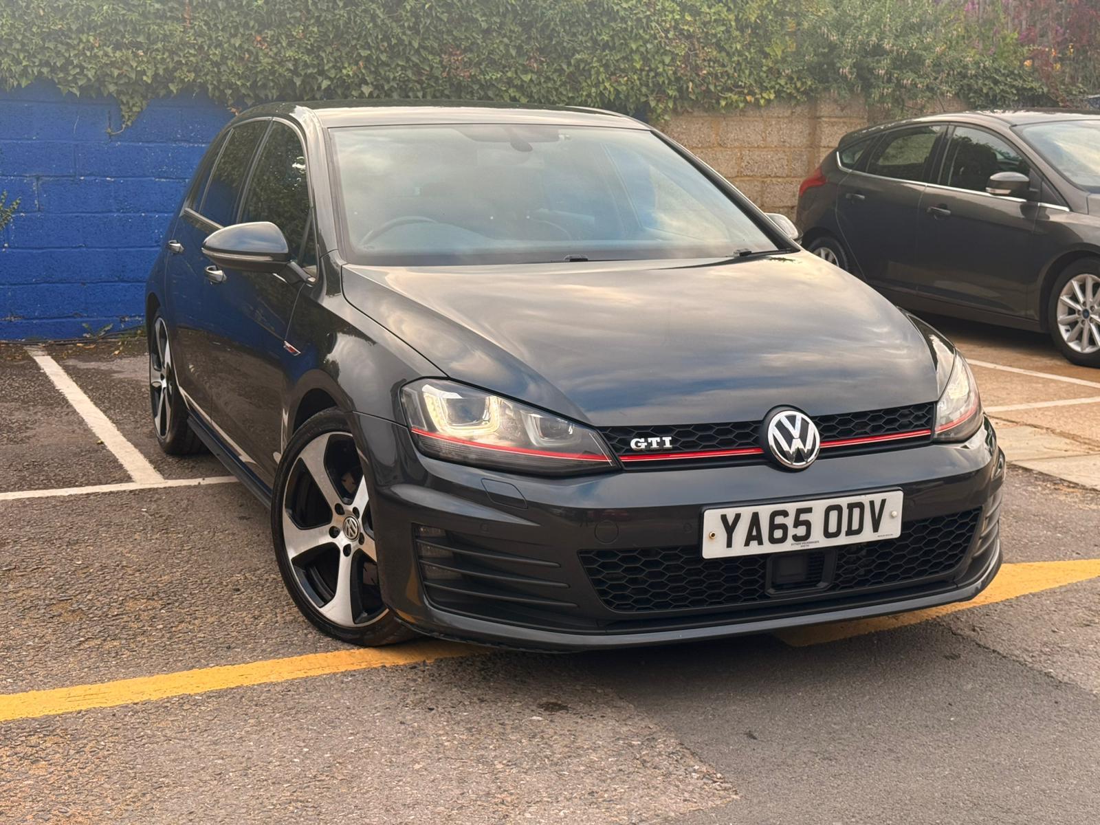 Volkswagen Golf 2.0 TSI BlueMotion Tech GTI Hatchback 5dr Petrol DSG Euro 6 (s/s) (220 ps)