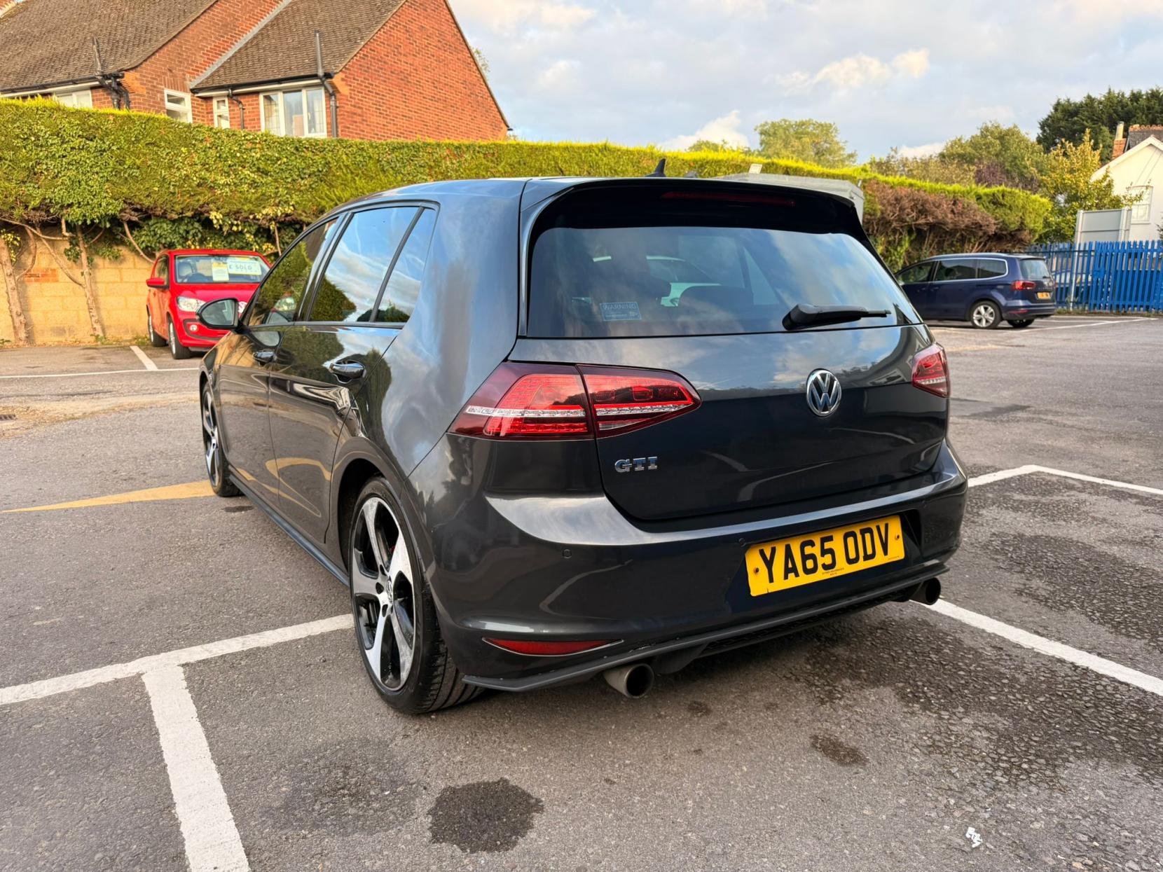 Volkswagen Golf 2.0 TSI BlueMotion Tech GTI Hatchback 5dr Petrol DSG Euro 6 (s/s) (220 ps)