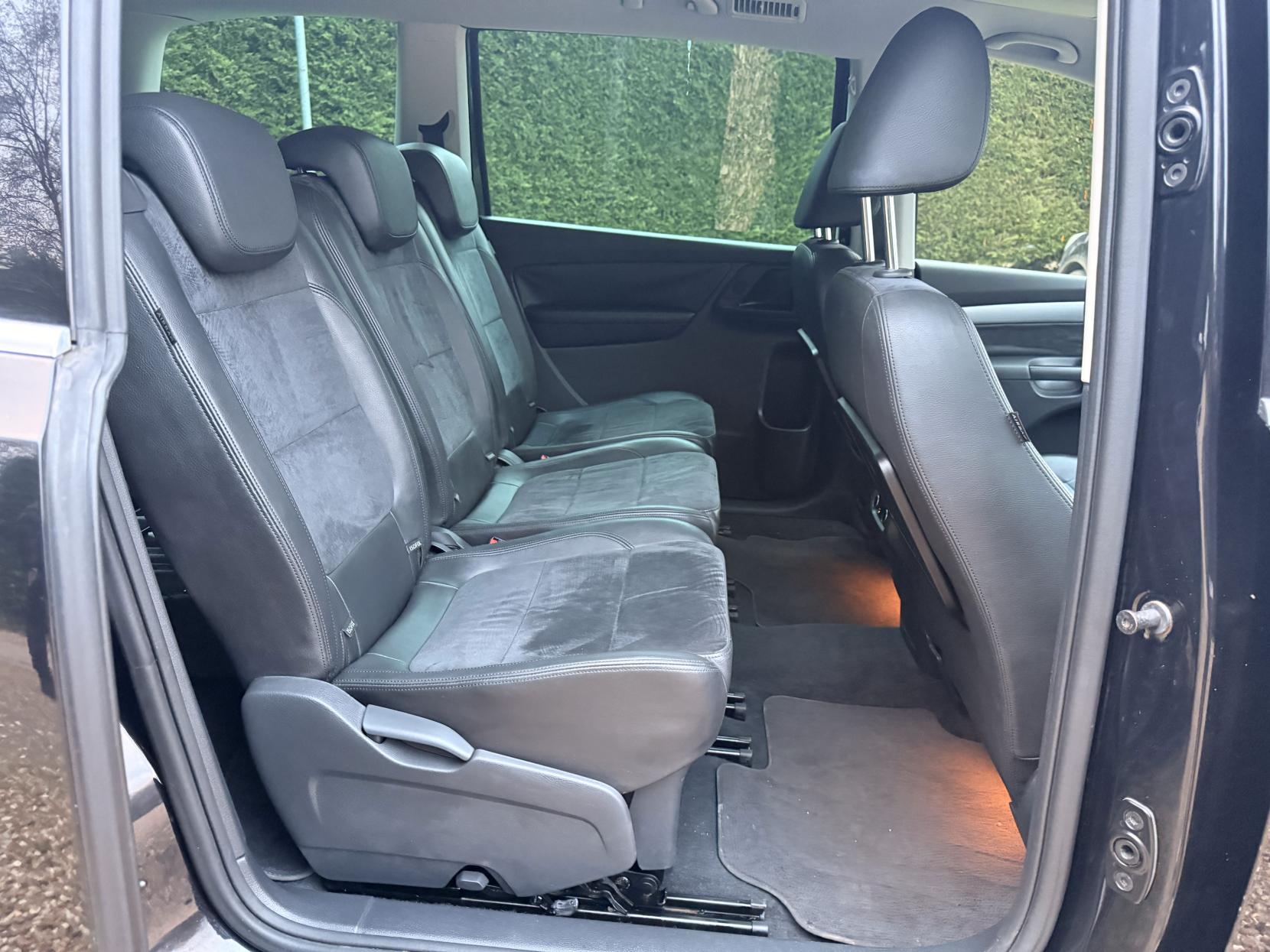 Volkswagen Sharan 1.4 TSI BlueMotion Tech SE MPV 5dr Petrol DSG Euro 5 (s/s) (150 ps)