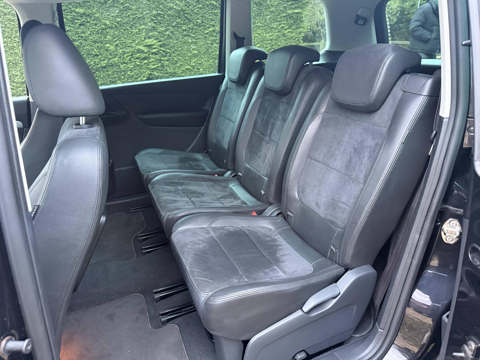 Volkswagen Sharan 1.4 TSI BlueMotion Tech SE MPV 5dr Petrol DSG Euro 5 (s/s) (150 ps)