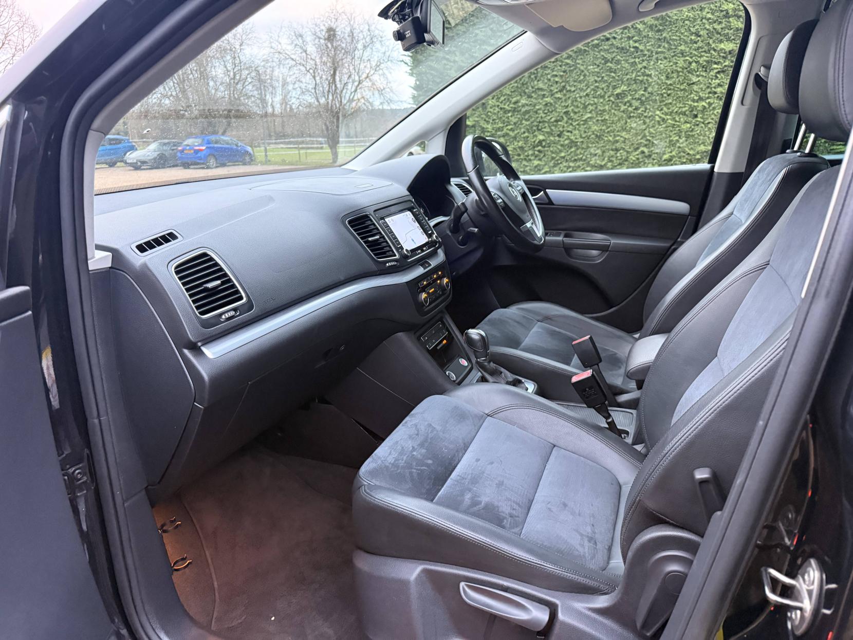 Volkswagen Sharan 1.4 TSI BlueMotion Tech SE MPV 5dr Petrol DSG Euro 5 (s/s) (150 ps)