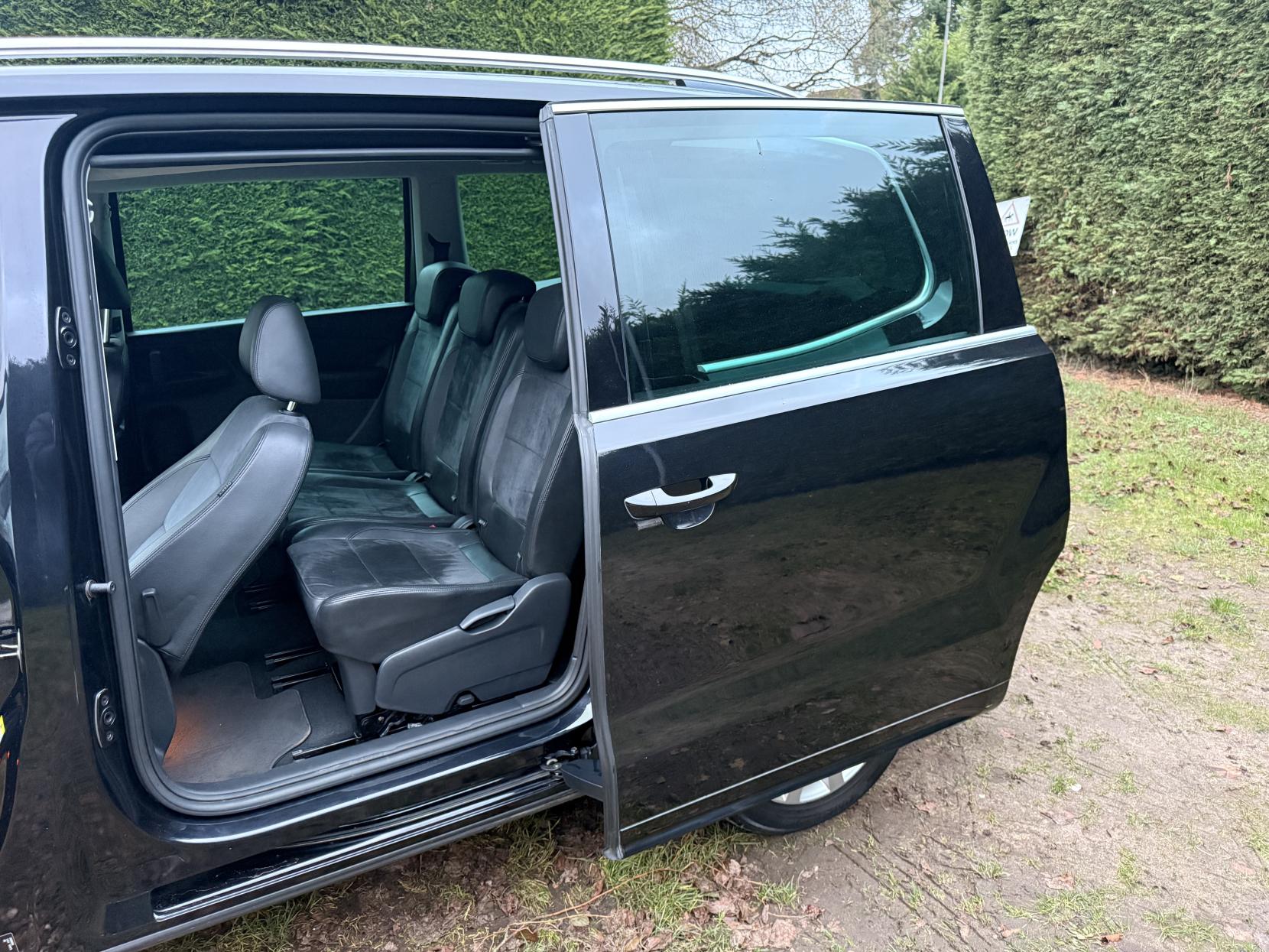 Volkswagen Sharan 1.4 TSI BlueMotion Tech SE MPV 5dr Petrol DSG Euro 5 (s/s) (150 ps)