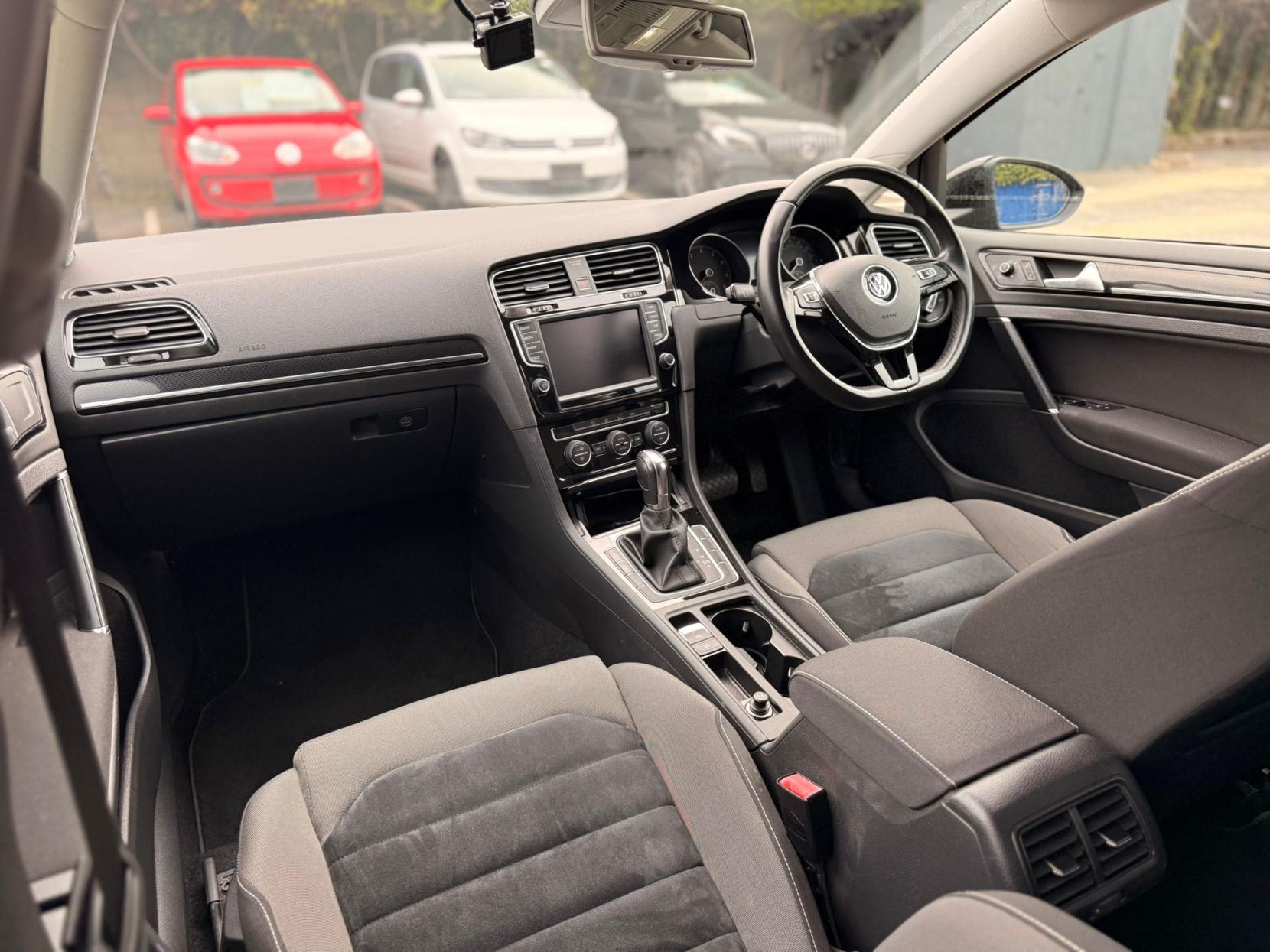 Volkswagen Golf 1.4 TSI BlueMotion Tech Match Hatchback 5dr Petrol DSG Euro 6 (s/s) (125 ps)