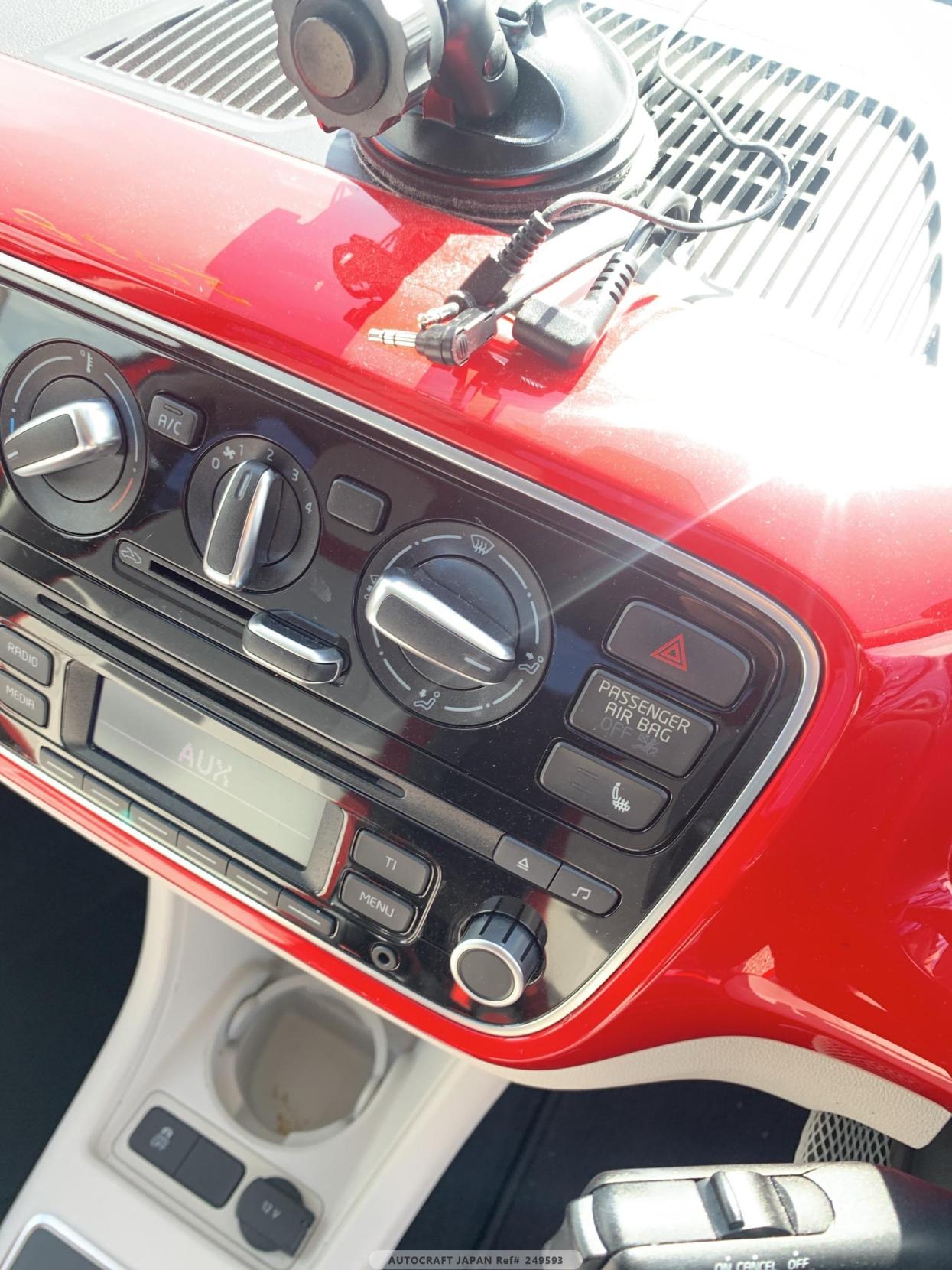 Volkswagen up! 1.0 High up! Hatchback 5dr Petrol ASG Euro 6 (75 ps)