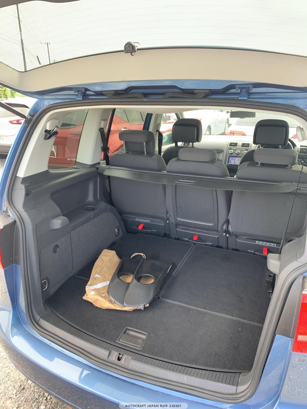 Volkswagen Touran 1.4 TSI SE MPV 5dr Petrol DSG Euro 5 (140 ps)