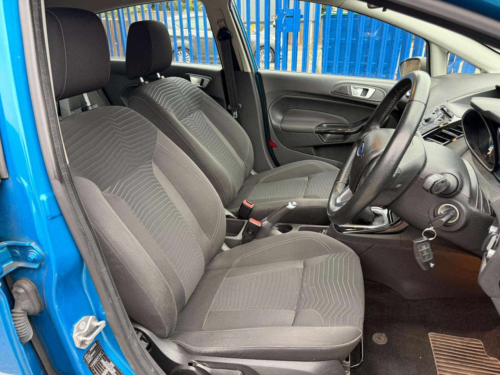 Ford Fiesta 1.0T EcoBoost Zetec Hatchback 5dr Petrol Manual Euro 5 (s/s) (100 ps)