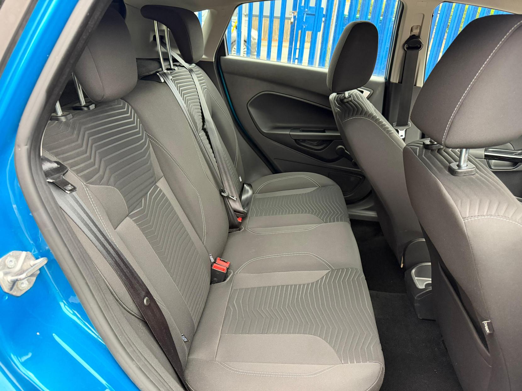 Ford Fiesta 1.0T EcoBoost Zetec Hatchback 5dr Petrol Manual Euro 5 (s/s) (100 ps)