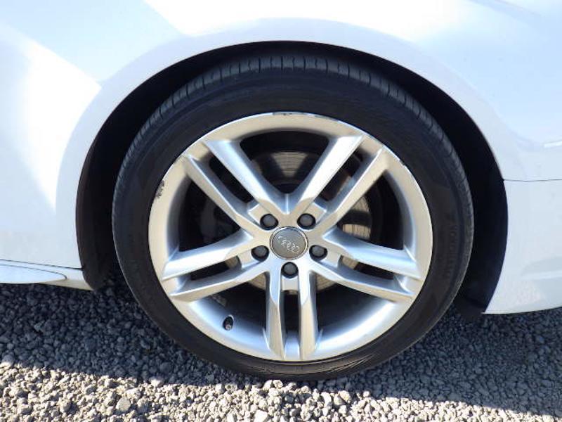 Audi A4 Avant 2.0 TFSI S line Estate 5dr Petrol Multitronic Euro 5 (s/s) (211 ps)