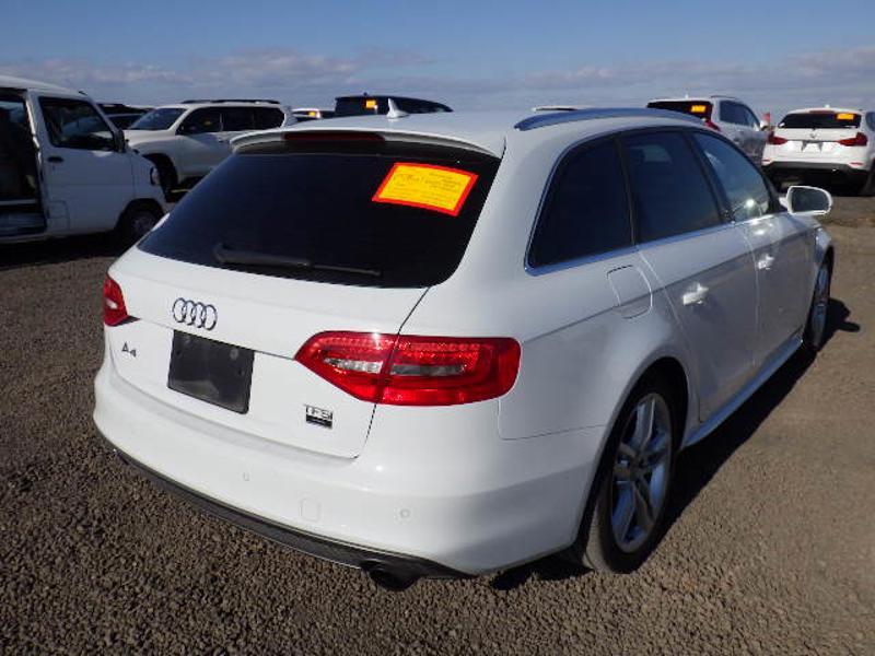 Audi A4 Avant 2.0 TFSI S line Estate 5dr Petrol Multitronic Euro 5 (s/s) (211 ps)