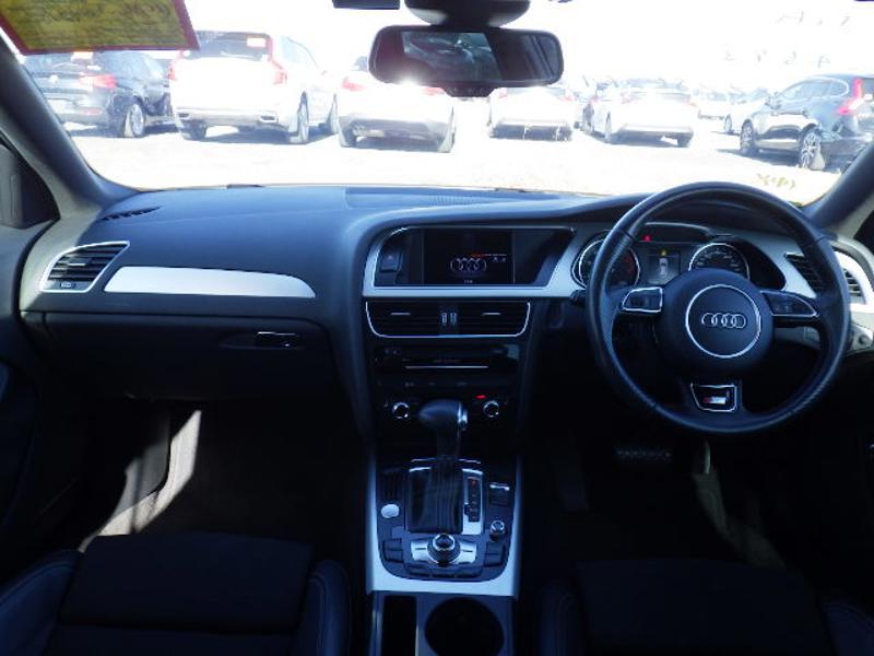 Audi A4 Avant 2.0 TFSI S line Estate 5dr Petrol Multitronic Euro 5 (s/s) (211 ps)