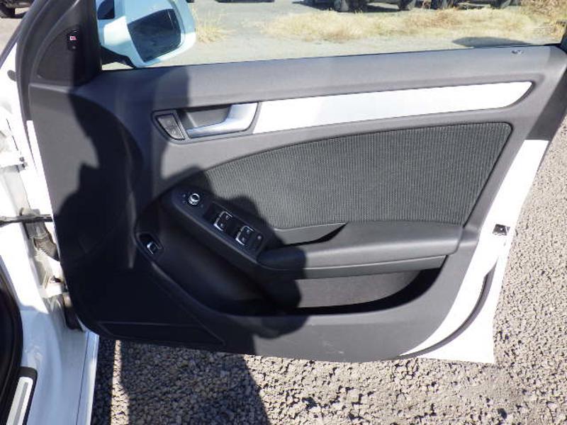 Audi A4 Avant 2.0 TFSI S line Estate 5dr Petrol Multitronic Euro 5 (s/s) (211 ps)