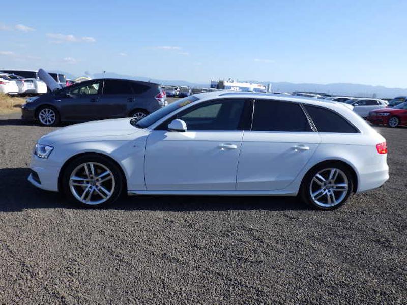 Audi A4 Avant 2.0 TFSI S line Estate 5dr Petrol Multitronic Euro 5 (s/s) (211 ps)