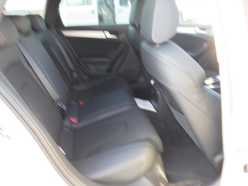 Audi A4 Avant 2.0 TFSI S line Estate 5dr Petrol Multitronic Euro 5 (s/s) (211 ps)