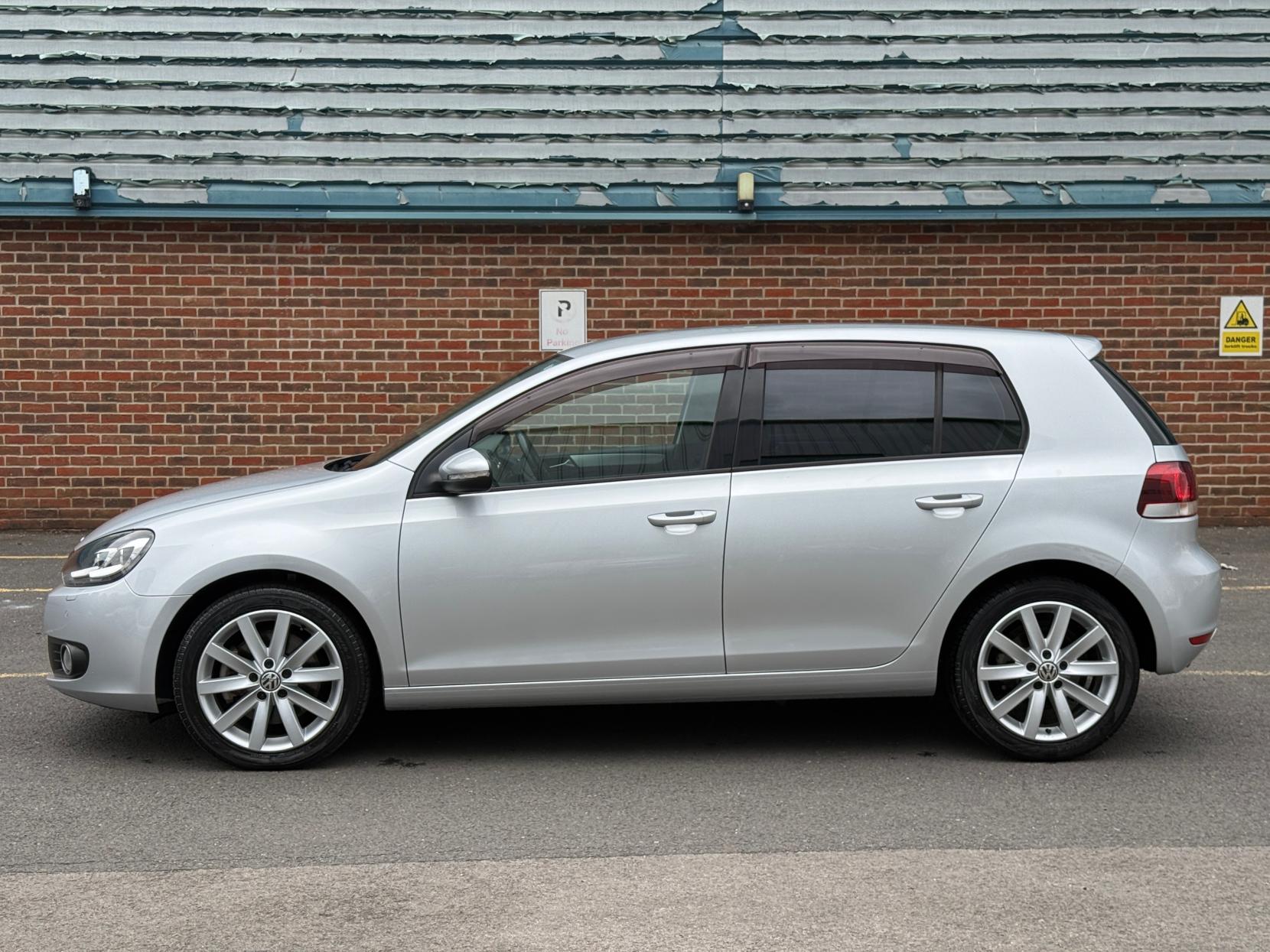 Volkswagen Golf 1.4 TSI Match Hatchback 5dr Petrol DSG Euro 5 (122 ps)