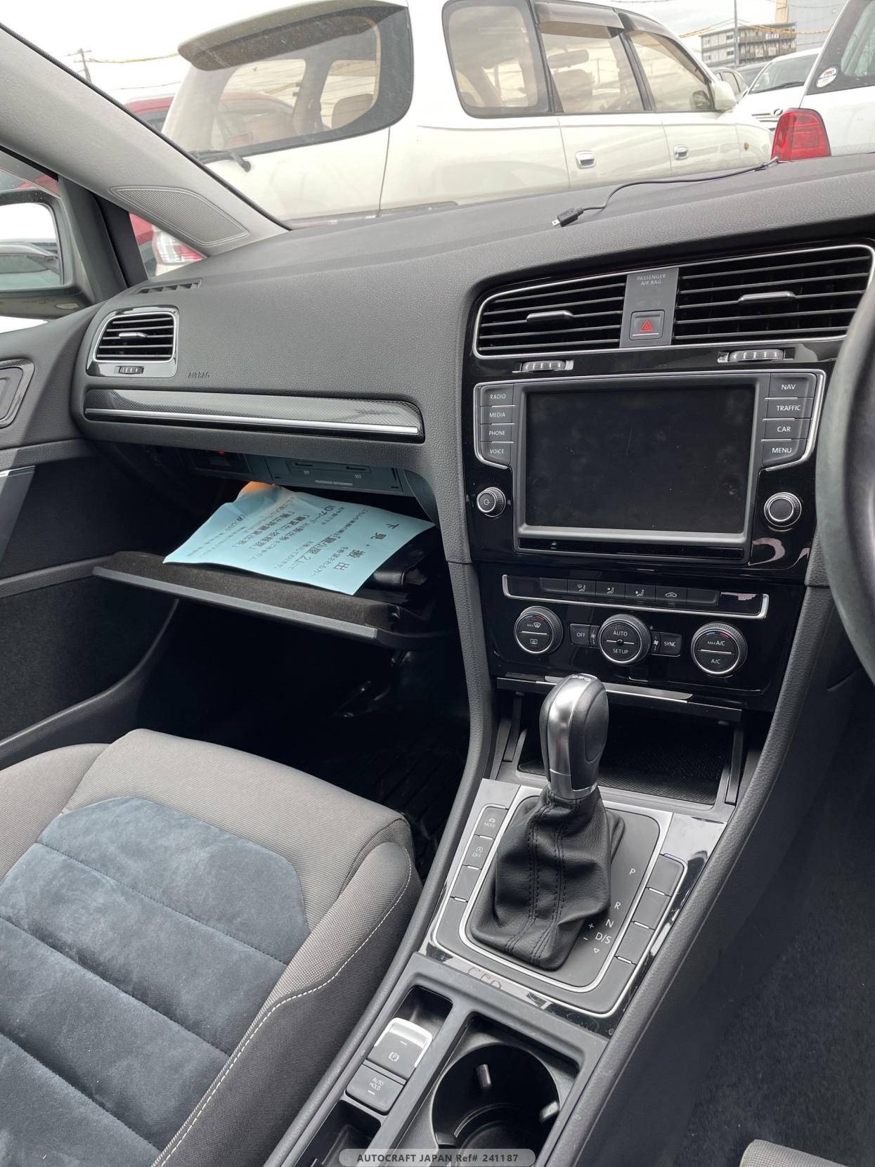 Volkswagen Golf 1.4 TSI BlueMotion Tech Match Edition Hatchback 5dr Petrol DSG Euro 6 (s/s) (125 ps)