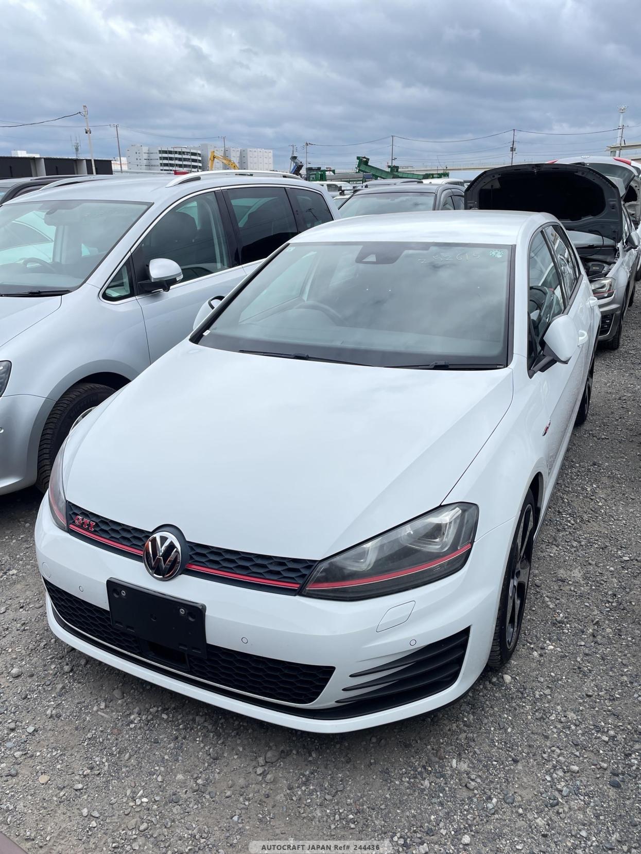Volkswagen Golf 2.0 TSI BlueMotion Tech GTI Hatchback 5dr Petrol DSG Euro 6 (s/s) (220 ps)