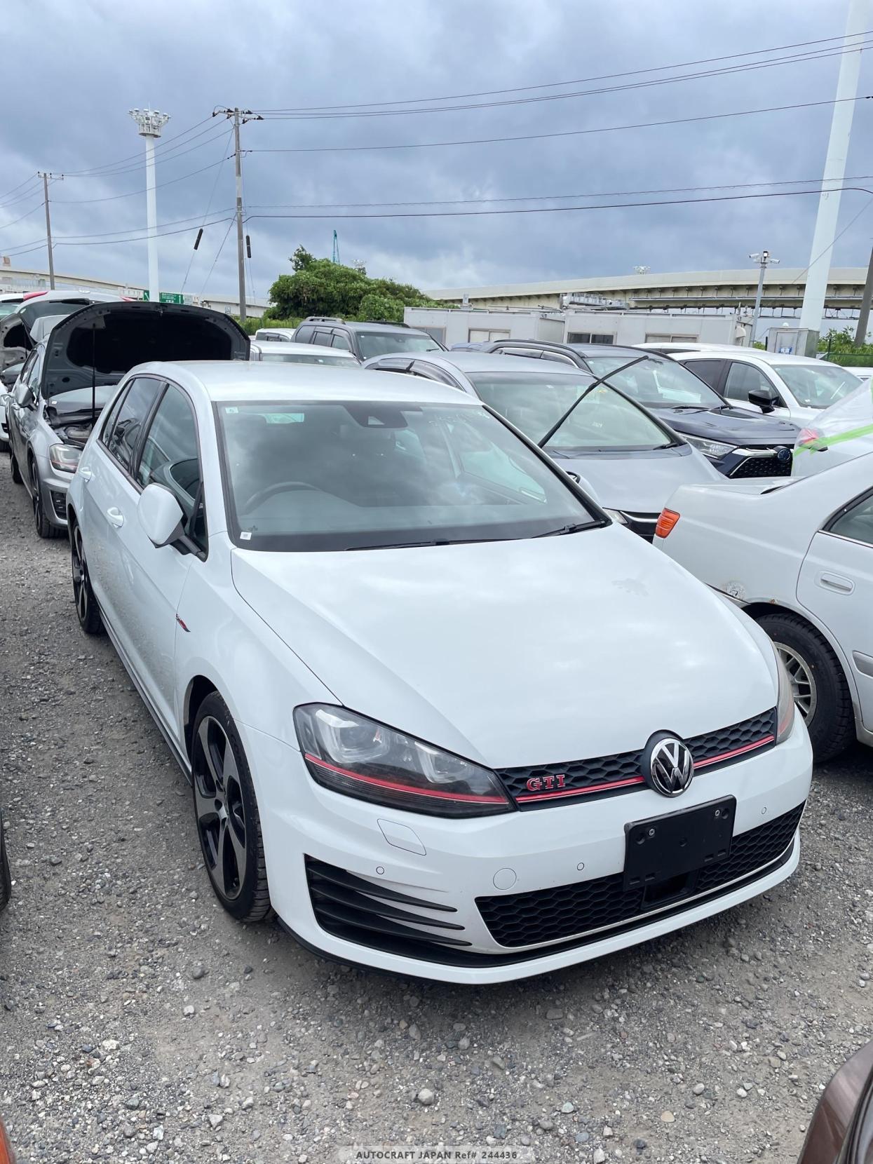 Volkswagen Golf 2.0 TSI BlueMotion Tech GTI Hatchback 5dr Petrol DSG Euro 6 (s/s) (220 ps)