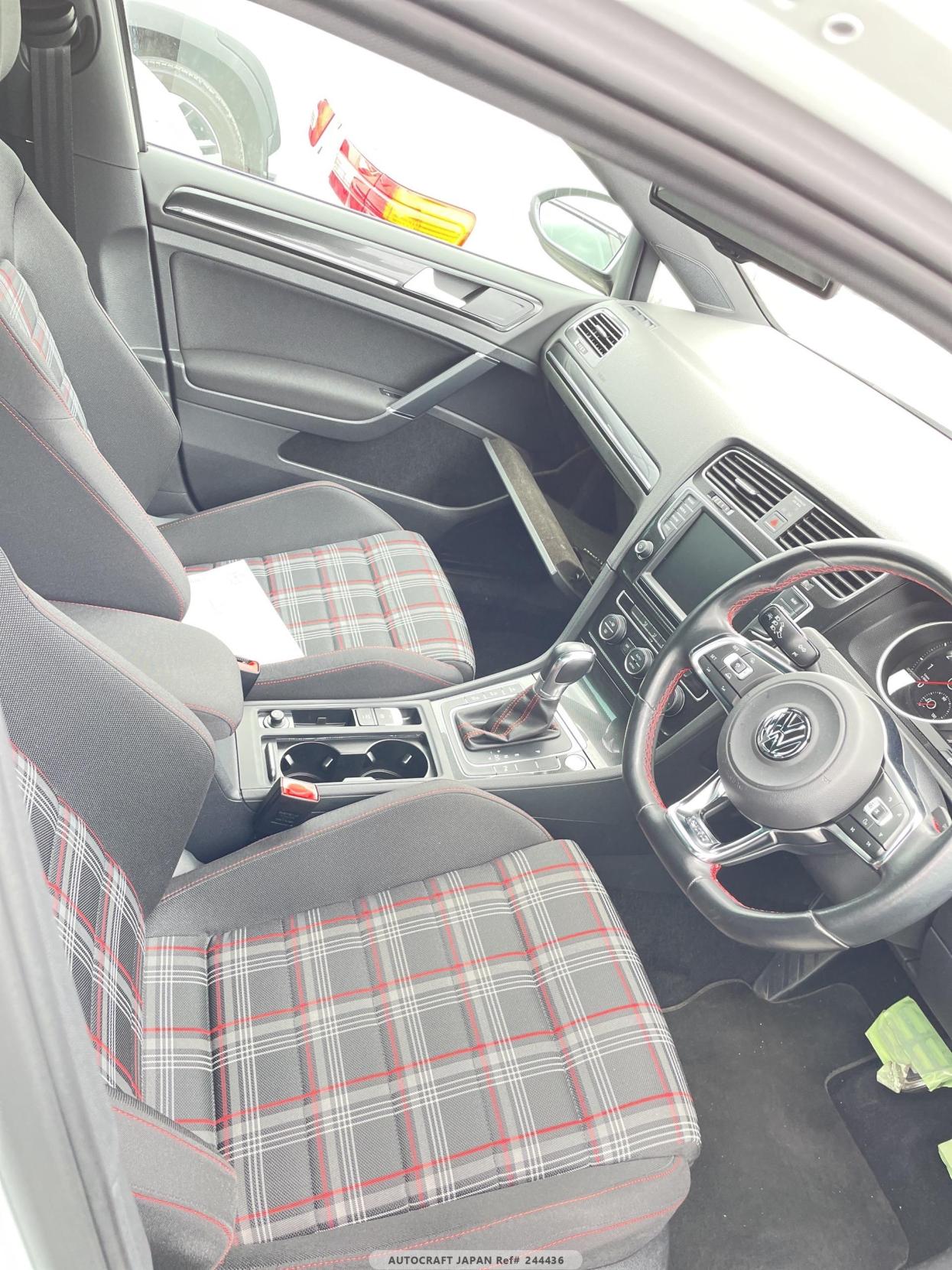 Volkswagen Golf 2.0 TSI BlueMotion Tech GTI Hatchback 5dr Petrol DSG Euro 6 (s/s) (220 ps)