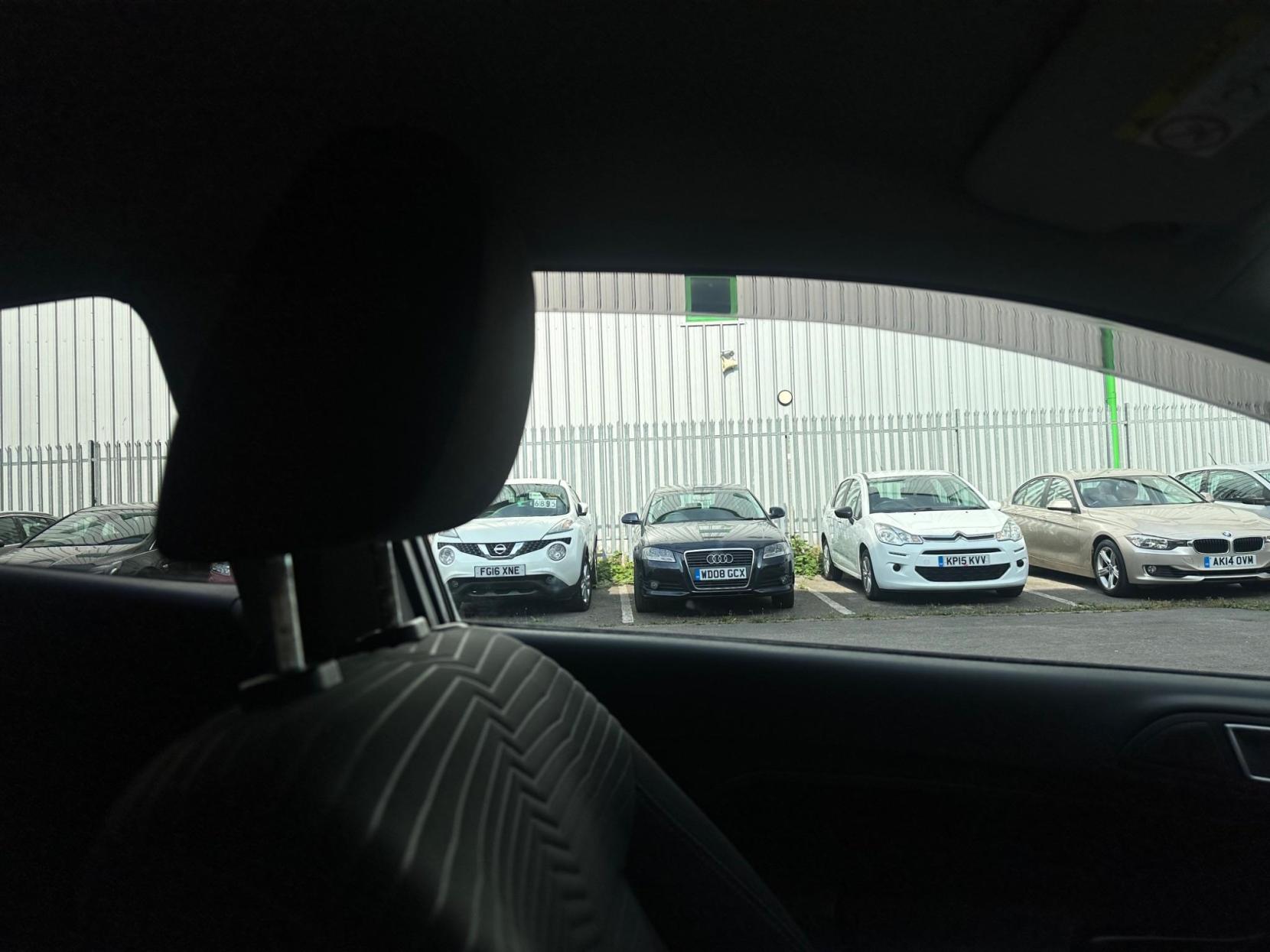 Ford Fiesta 1.0T EcoBoost Titanium Euro 5 (s/s) 3dr
