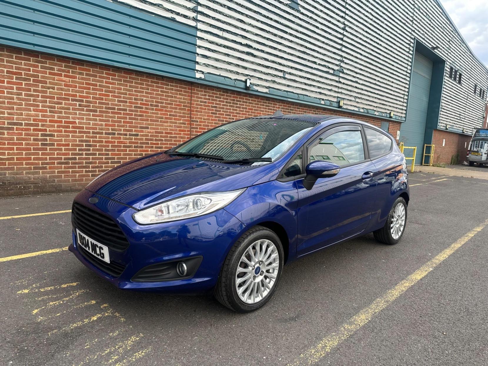 Ford Fiesta 1.0T EcoBoost Titanium Euro 5 (s/s) 3dr