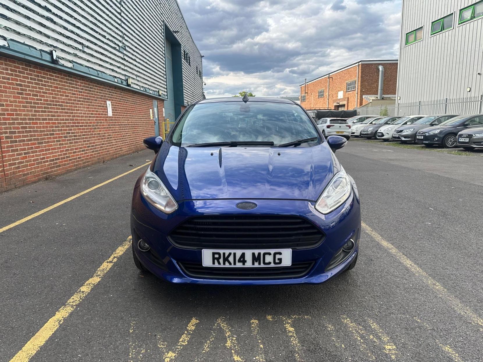 Ford Fiesta 1.0T EcoBoost Titanium Euro 5 (s/s) 3dr