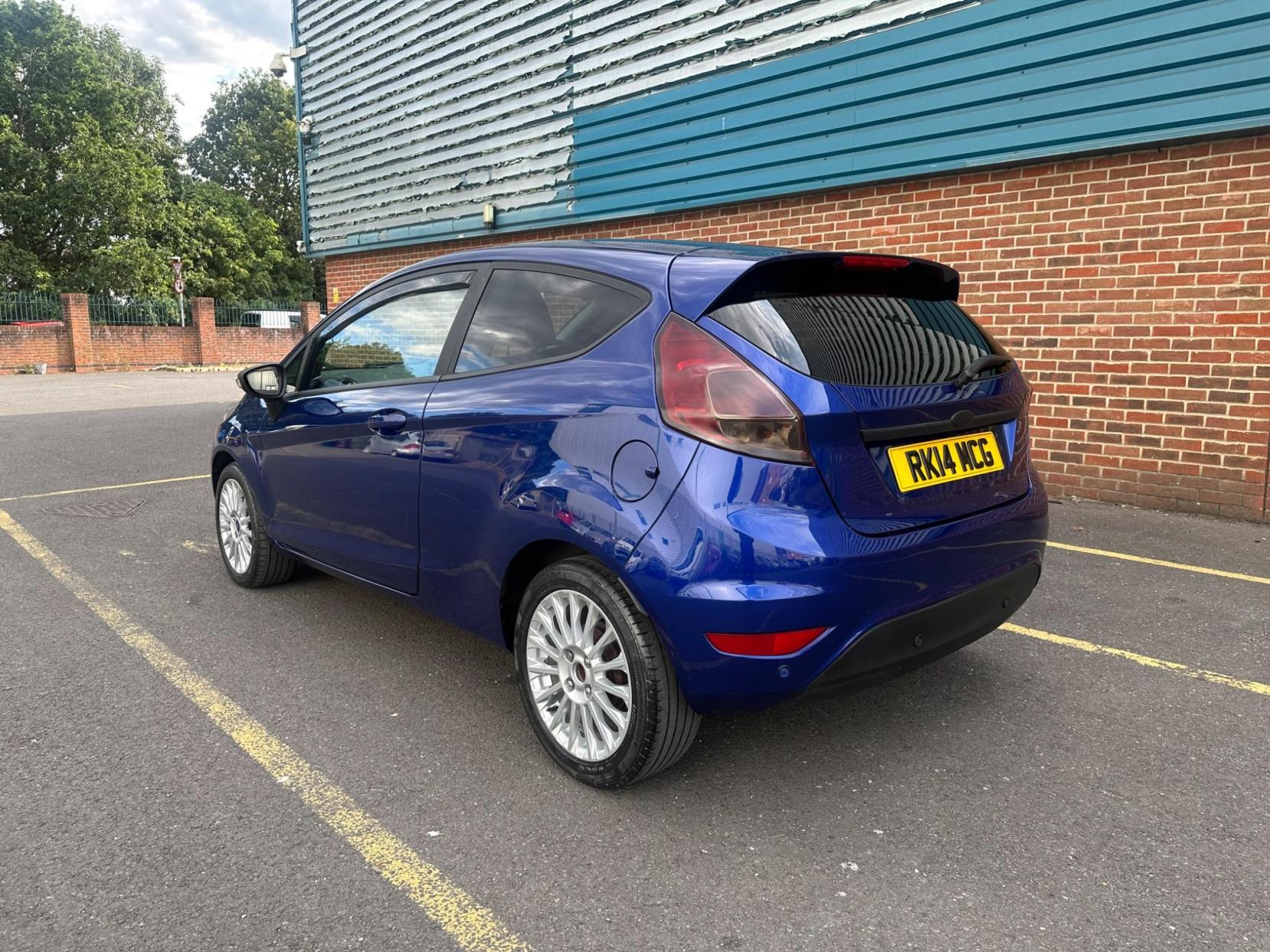 Ford Fiesta 1.0T EcoBoost Titanium Euro 5 (s/s) 3dr