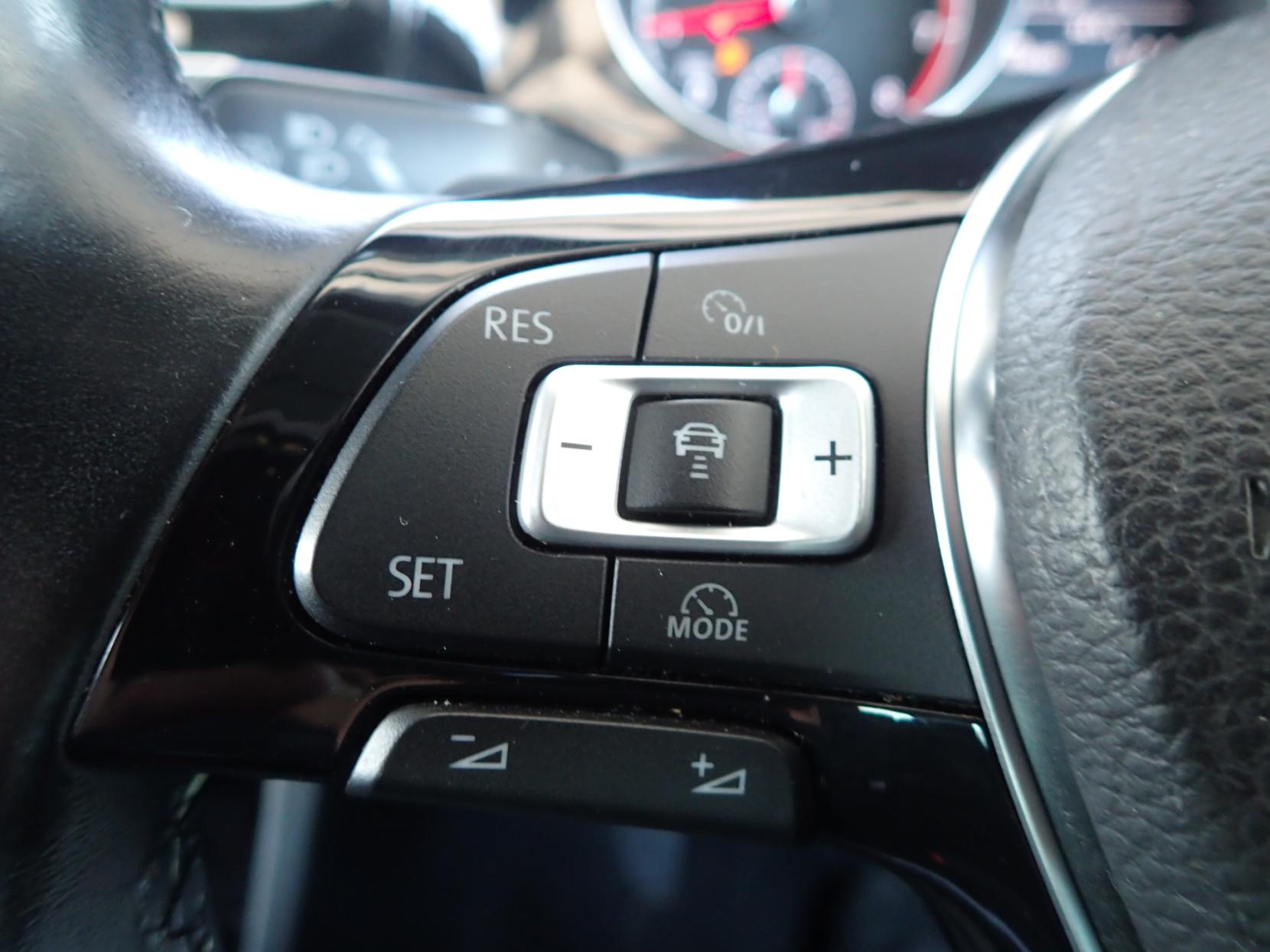 Volkswagen Golf 1.4 TSI BlueMotion Tech Match Hatchback 5dr Petrol DSG Euro 6 (s/s) (125 ps)