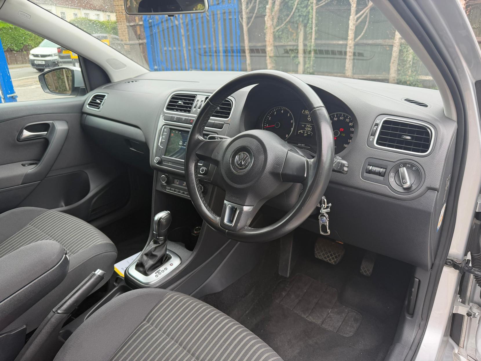 Volkswagen Polo 1.2 TSI BlueMotion Tech Match DSG Euro 6 (s/s) 5dr