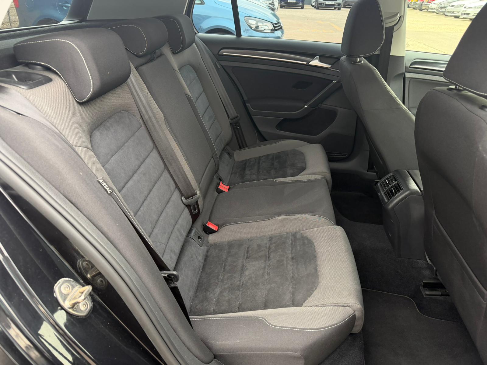 Volkswagen Golf 1.4 TSI BlueMotion Tech Match Hatchback 5dr Petrol DSG Euro 6 (s/s) (125 ps)