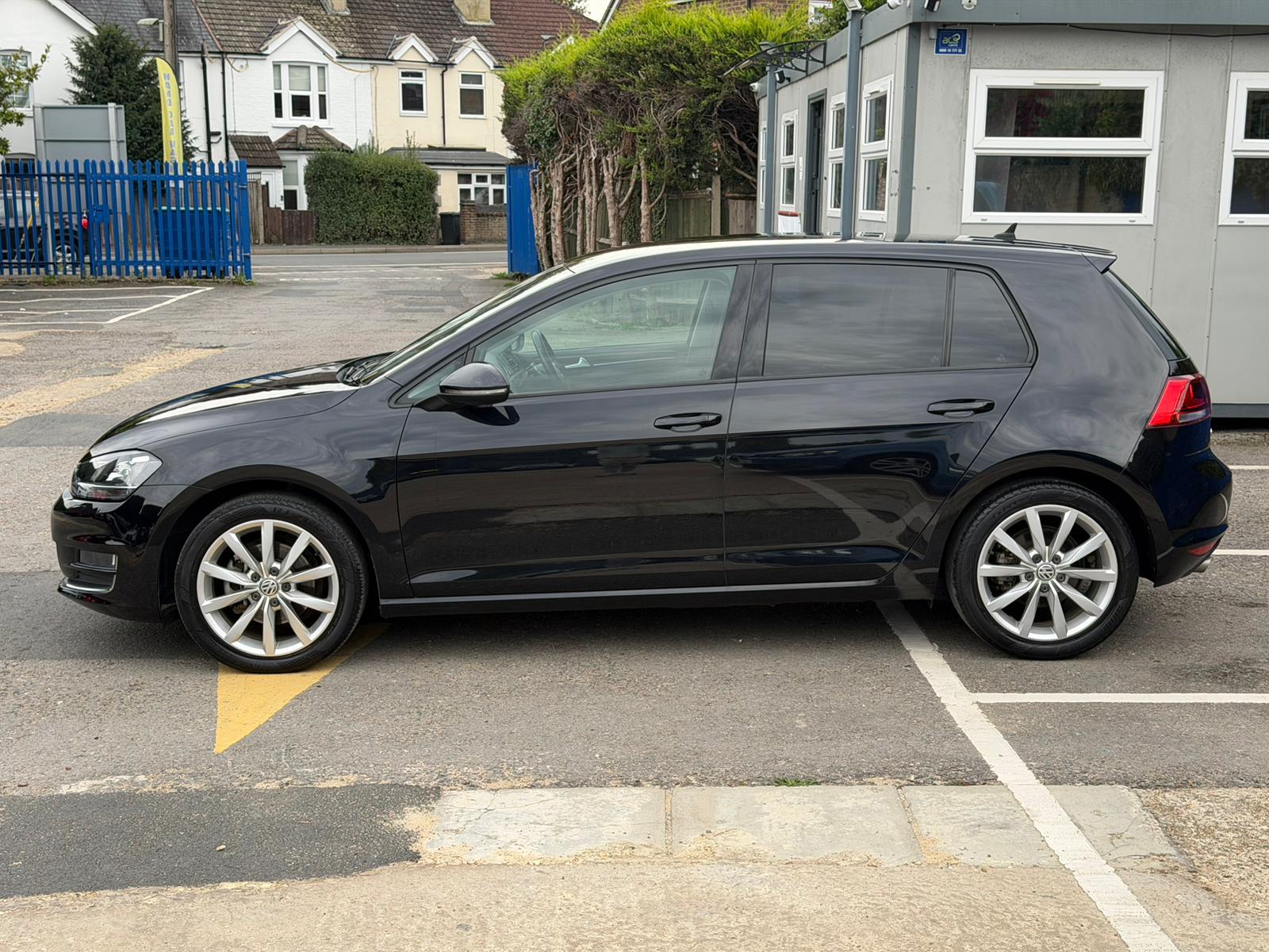 Volkswagen Golf 1.4 TSI BlueMotion Tech Match Hatchback 5dr Petrol DSG Euro 6 (s/s) (125 ps)