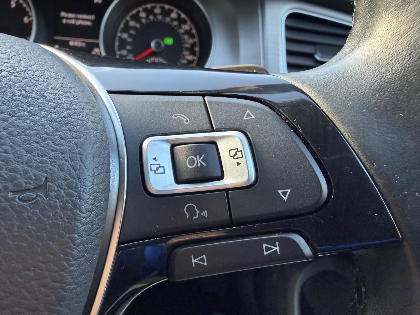 Volkswagen Golf 1.2 TSI BlueMotion Tech S Hatchback 5dr Petrol DSG Euro 5 (s/s) (105 ps)