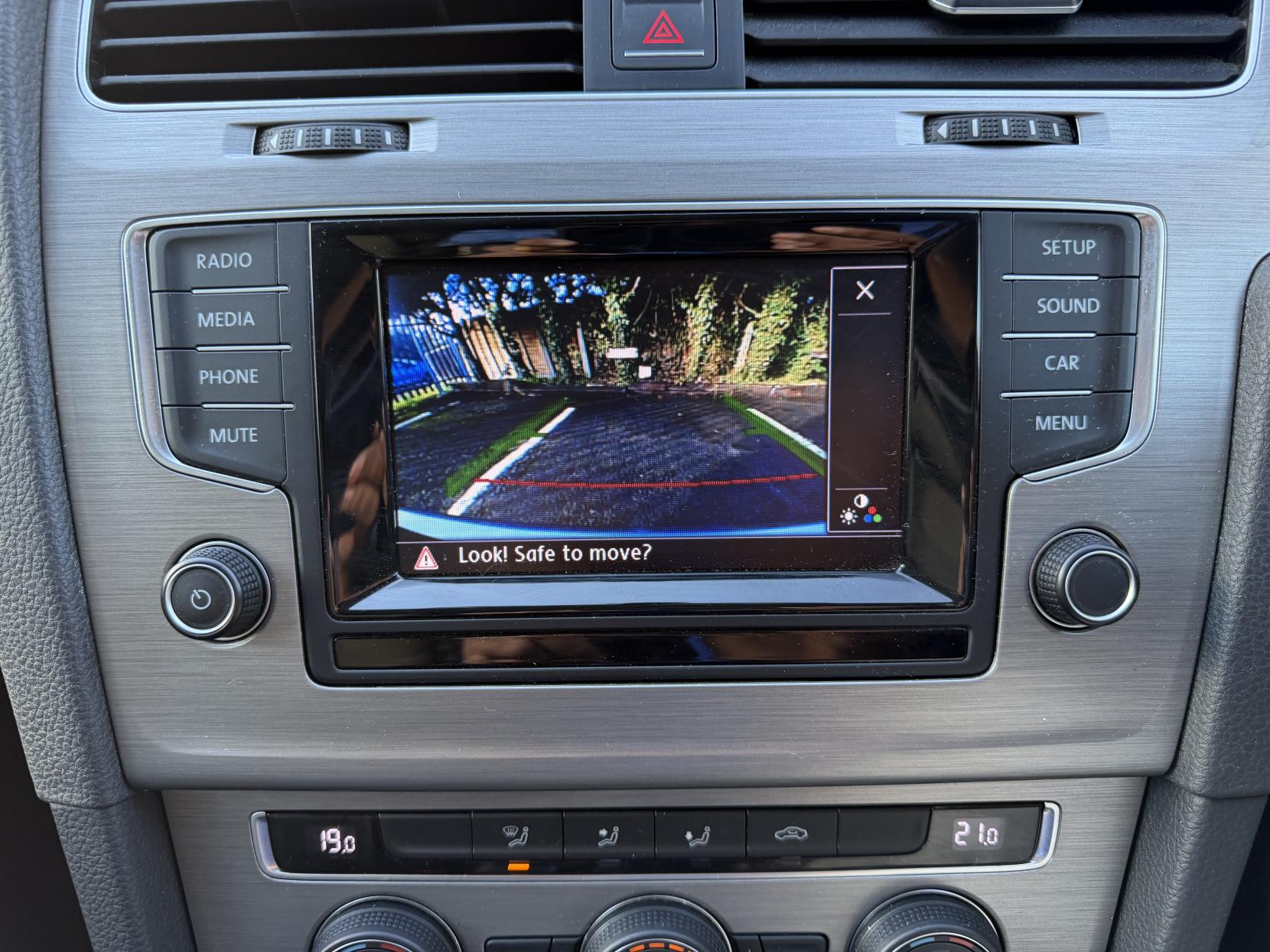 Volkswagen Golf 1.2 TSI BlueMotion Tech S Hatchback 5dr Petrol DSG Euro 5 (s/s) (105 ps)