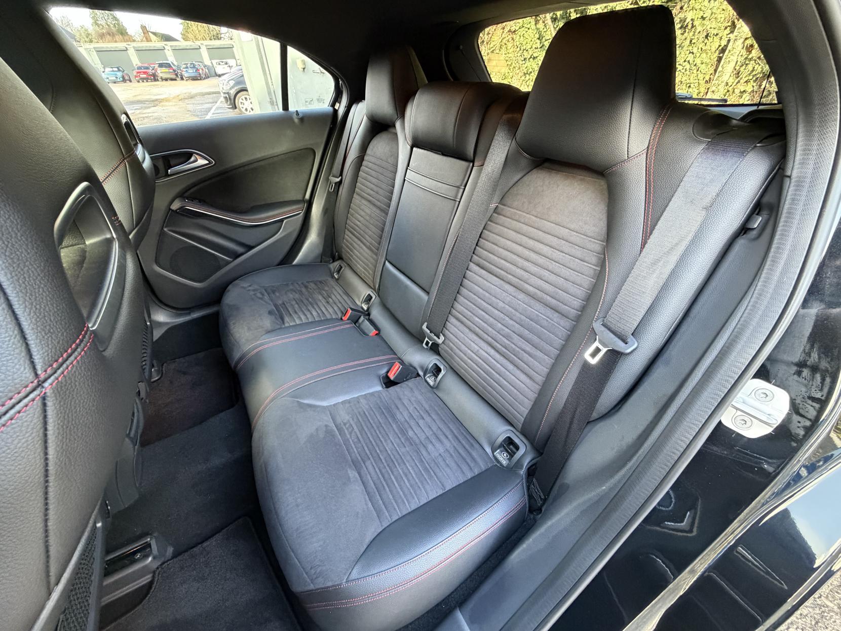 Mercedes-Benz A Class 1.6 A180 AMG Line (Premium) Hatchback 5dr Petrol 7G-DCT Euro 6 (s/s) (122 ps)