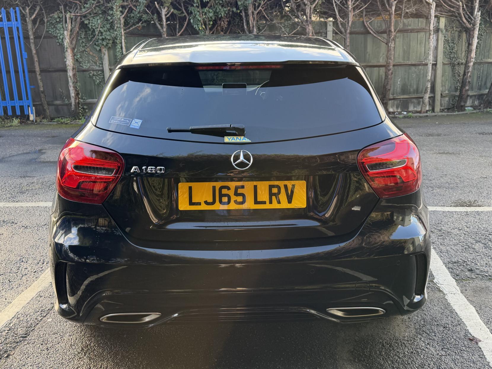 Mercedes-Benz A Class 1.6 A180 AMG Line (Premium) Hatchback 5dr Petrol 7G-DCT Euro 6 (s/s) (122 ps)