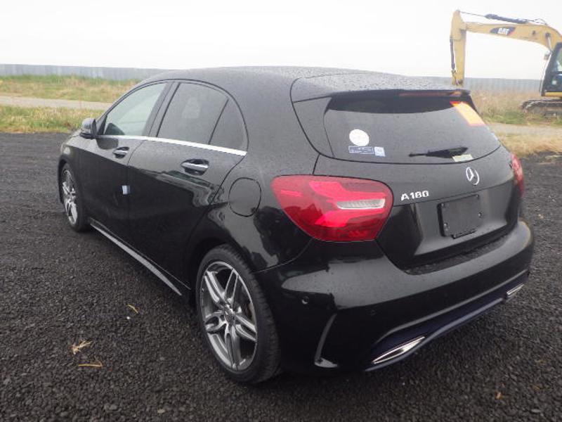 Mercedes-Benz A Class 1.6 A180 AMG Line (Premium) Hatchback 5dr Petrol 7G-DCT Euro 6 (s/s) (122 ps)