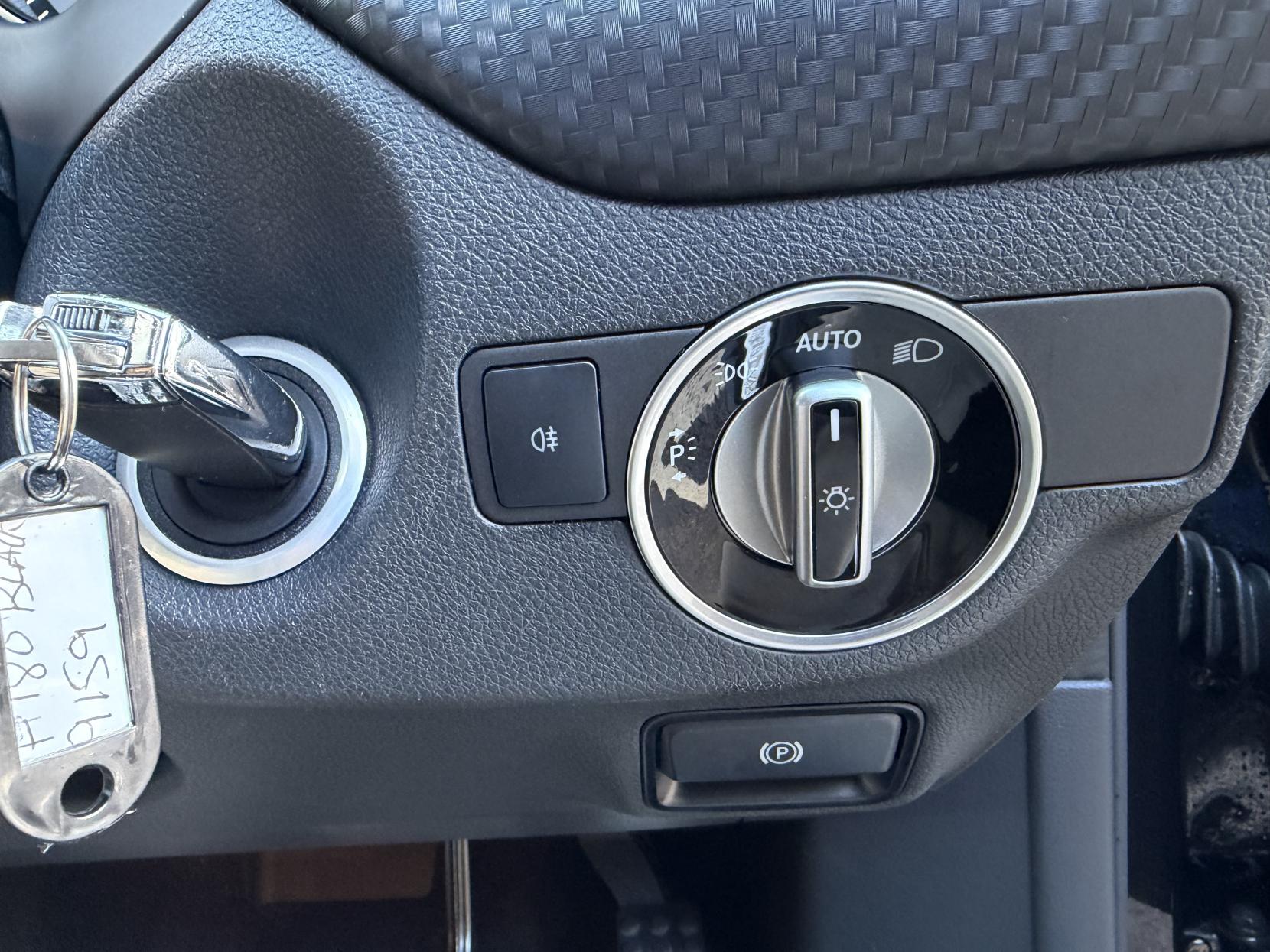 Mercedes-Benz A Class 1.6 A180 AMG Line (Premium) Hatchback 5dr Petrol 7G-DCT Euro 6 (s/s) (122 ps)